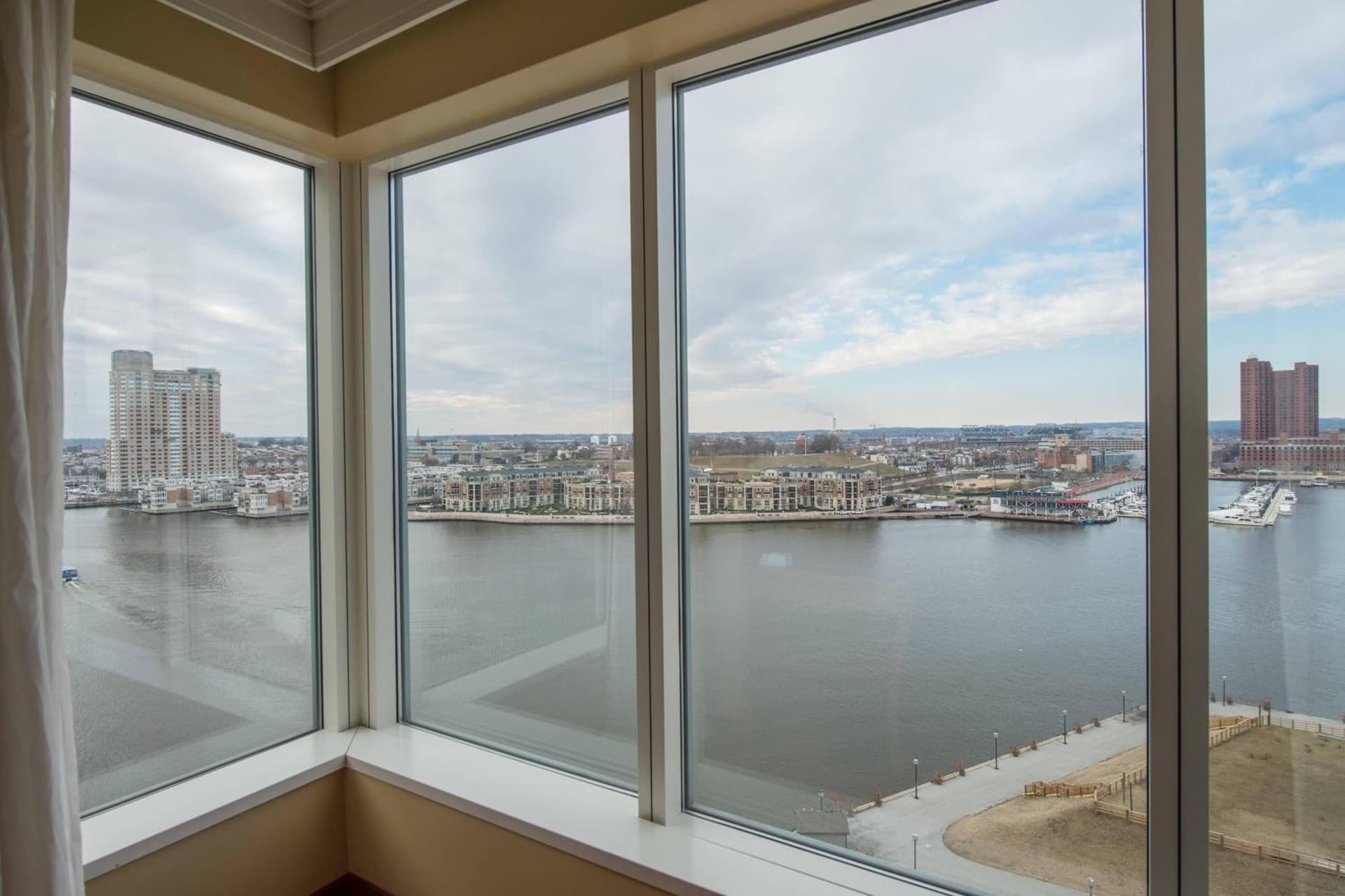 Baltimore Marriott Waterfront gallery photo in Baltimore, MD — image 49