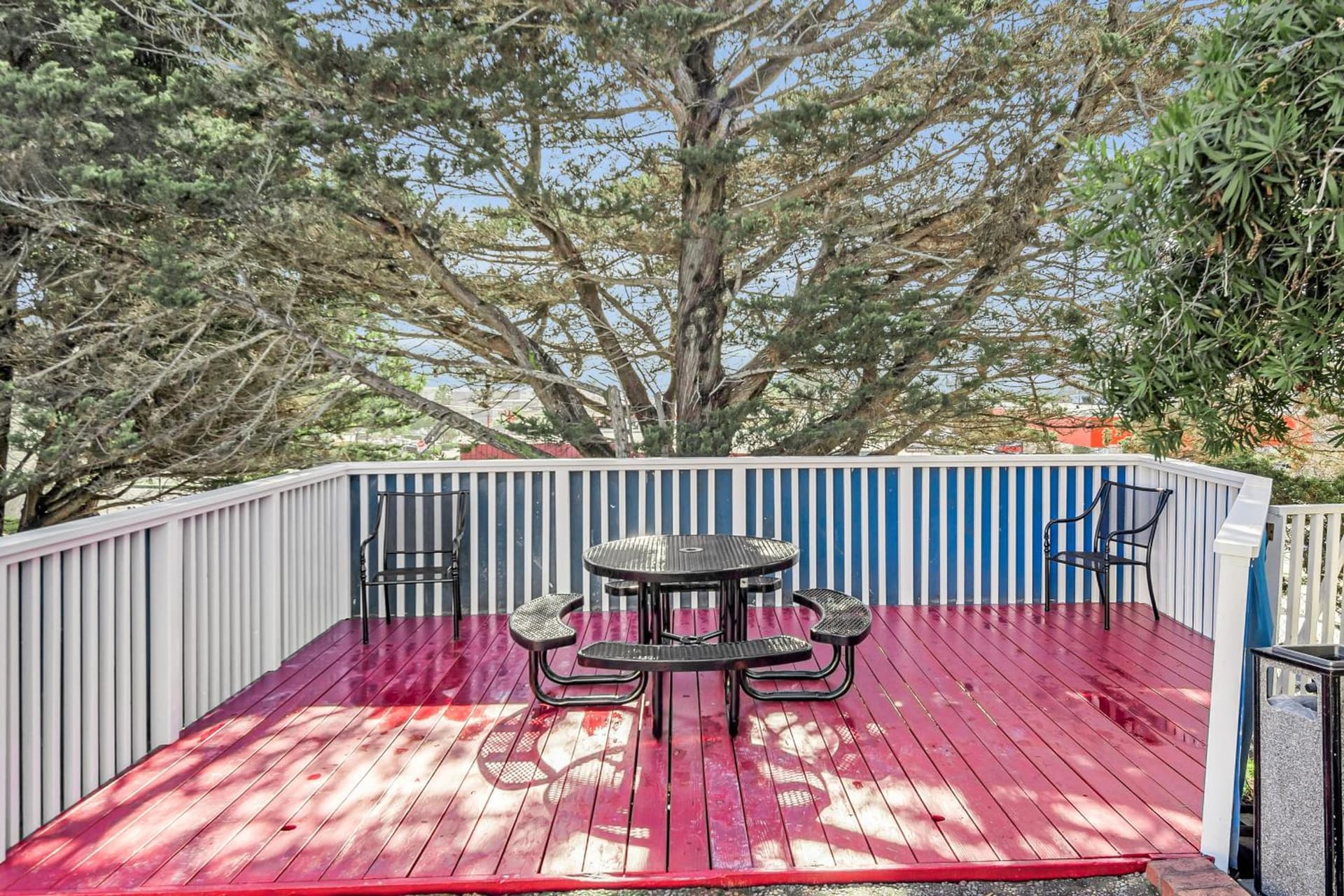 Bay Breeze Inn gallery photo in Seaside, CA — image 29
