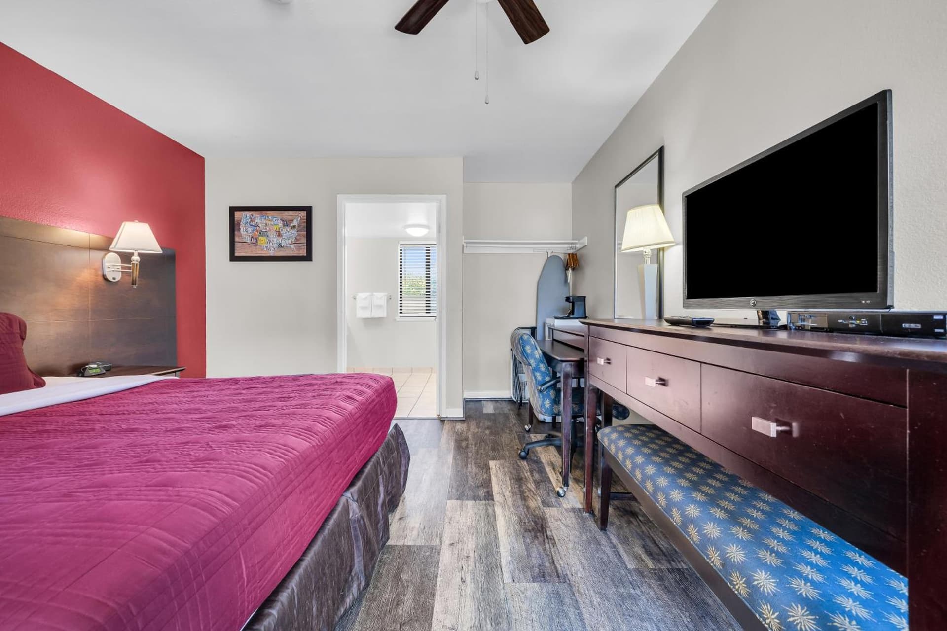 Bay Breeze Inn gallery photo in Seaside, CA — image 17