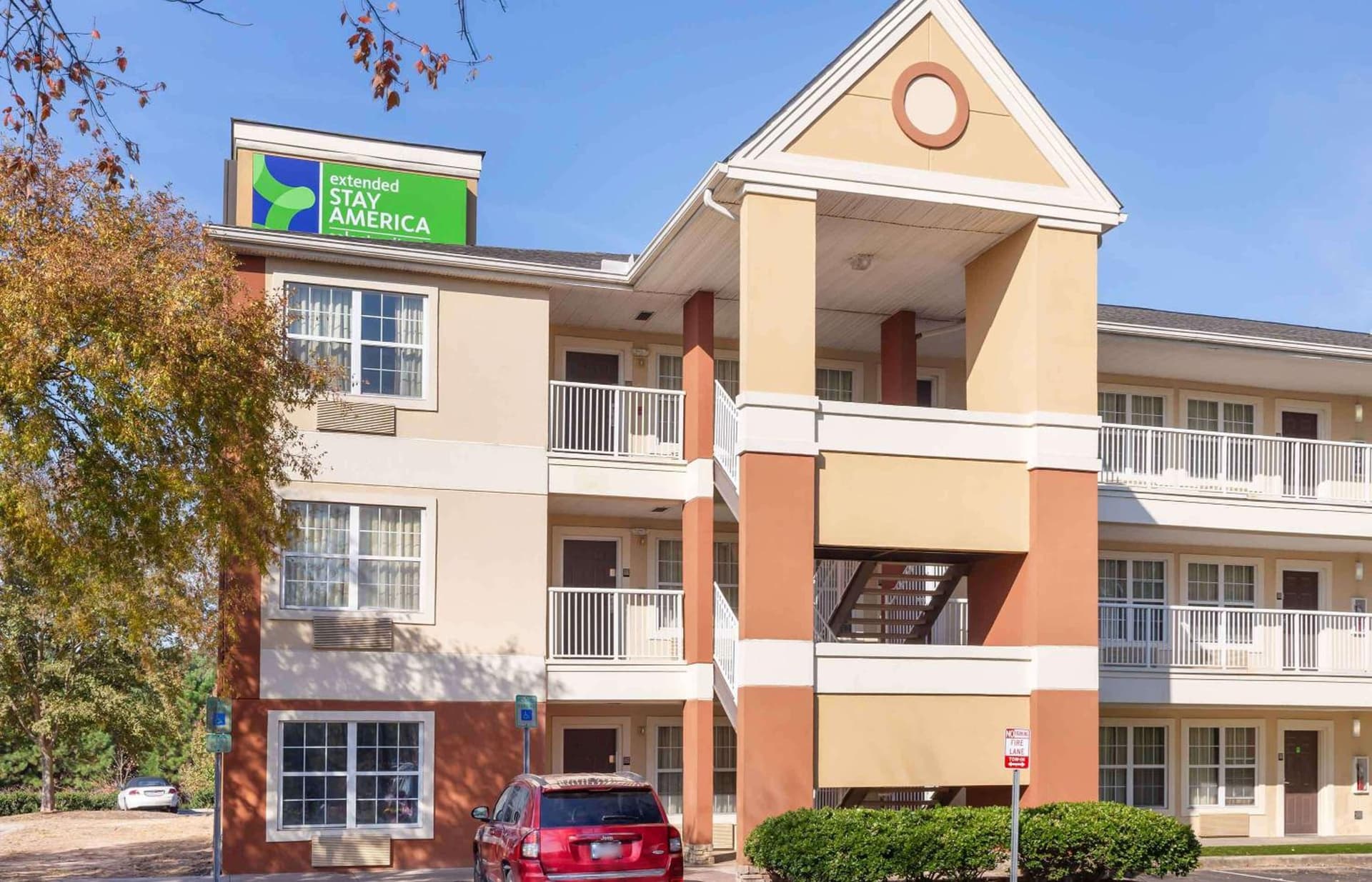 Extended Stay America Select Suites - Raleigh - RDU Airport featured exterior or lobby in Morrisville, NC — similar hotel