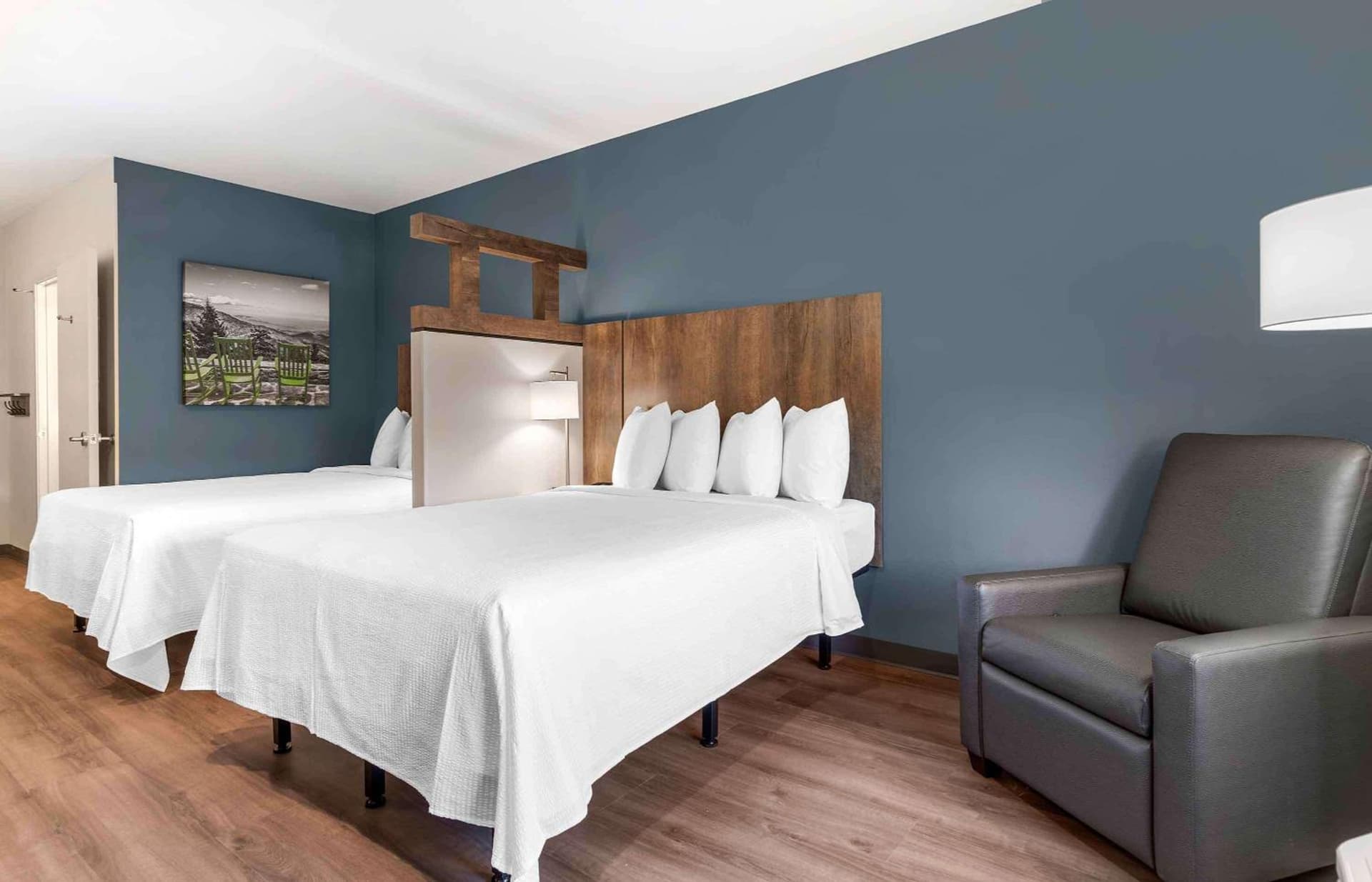 Extended Stay America Premier Suites - Greenville - Spartanburg - I-85 interior in Duncan, SC — gallery photo 2