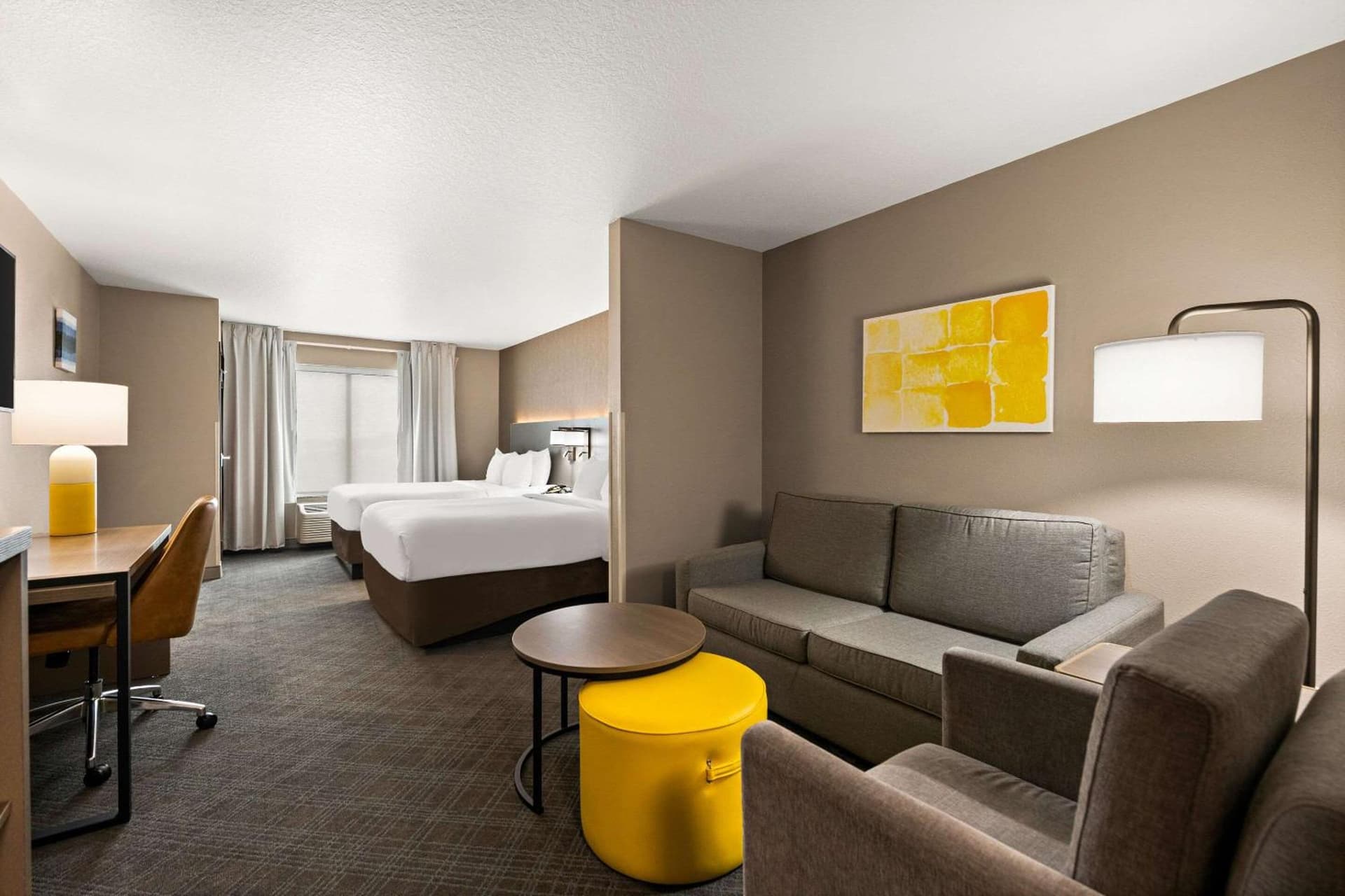 Comfort Suites Hudson I-94 gallery photo in Hudson, WI — image 11