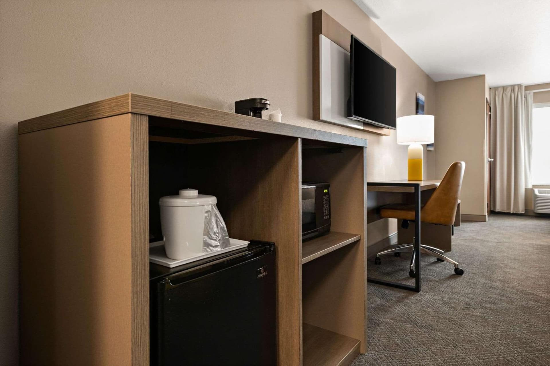 Comfort Suites Hudson I-94 gallery photo in Hudson, WI — image 21