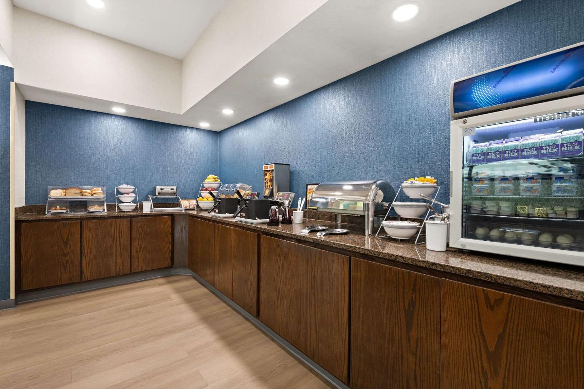 Comfort Suites Hudson I-94 gallery photo in Hudson, WI — image 18