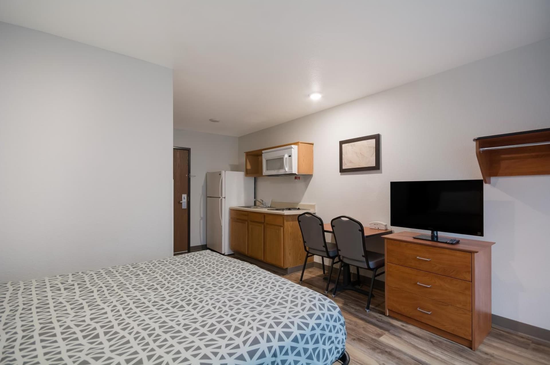 WoodSpring Suites Johnson City gallery photo in Johnson City, TN — image 36