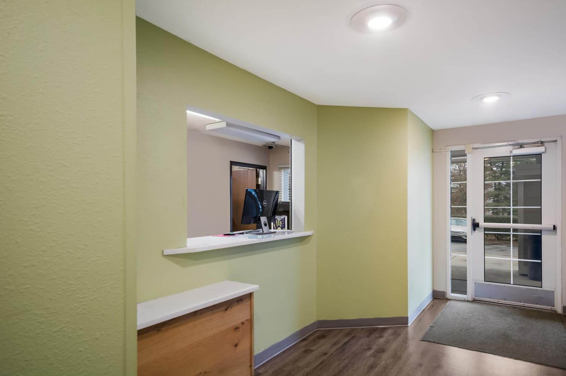 WoodSpring Suites Johnson City gallery photo in Johnson City, TN — image 20