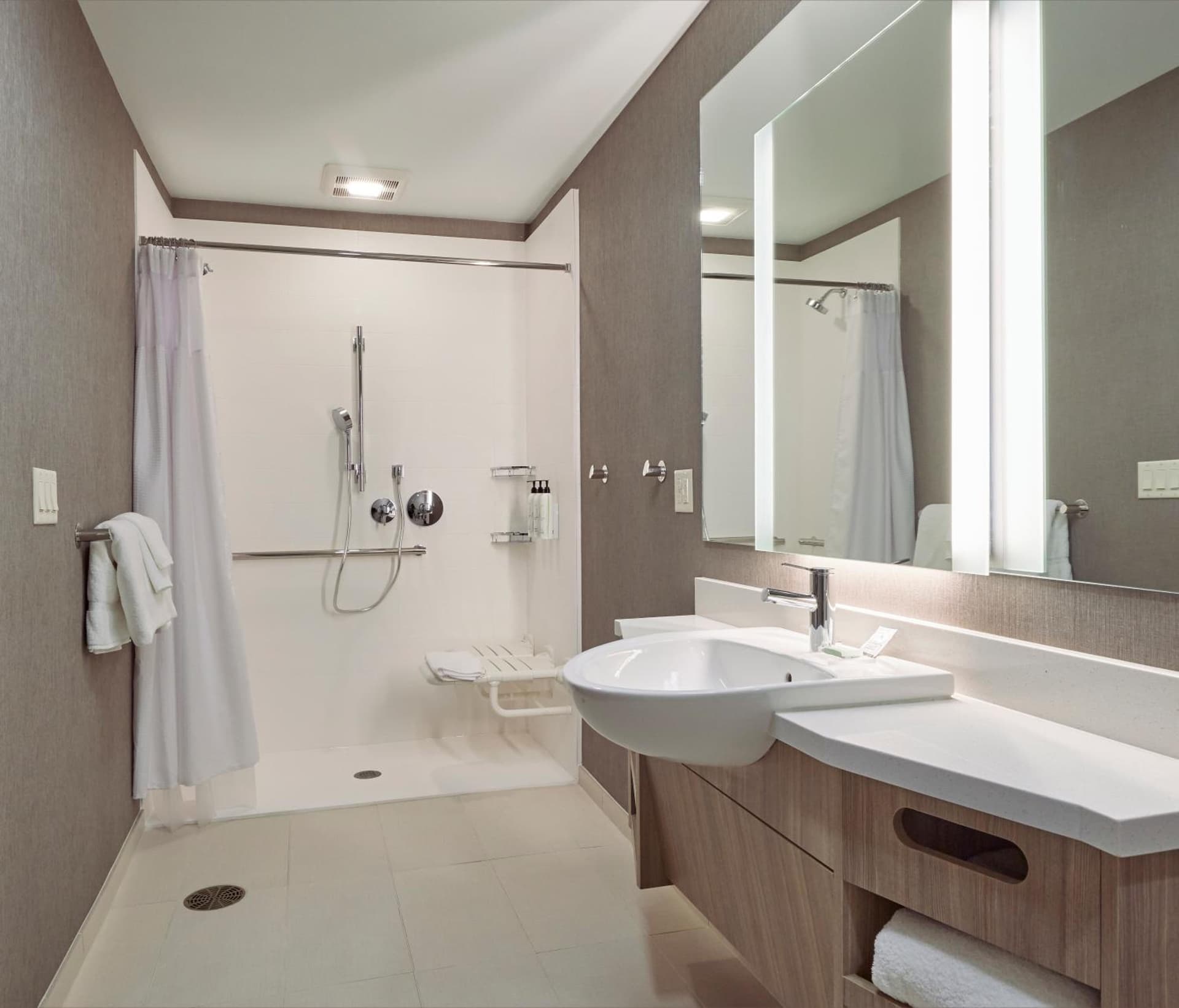 SpringHill Suites by Marriott Medford Airport gallery photo in Medford, OR — image 22