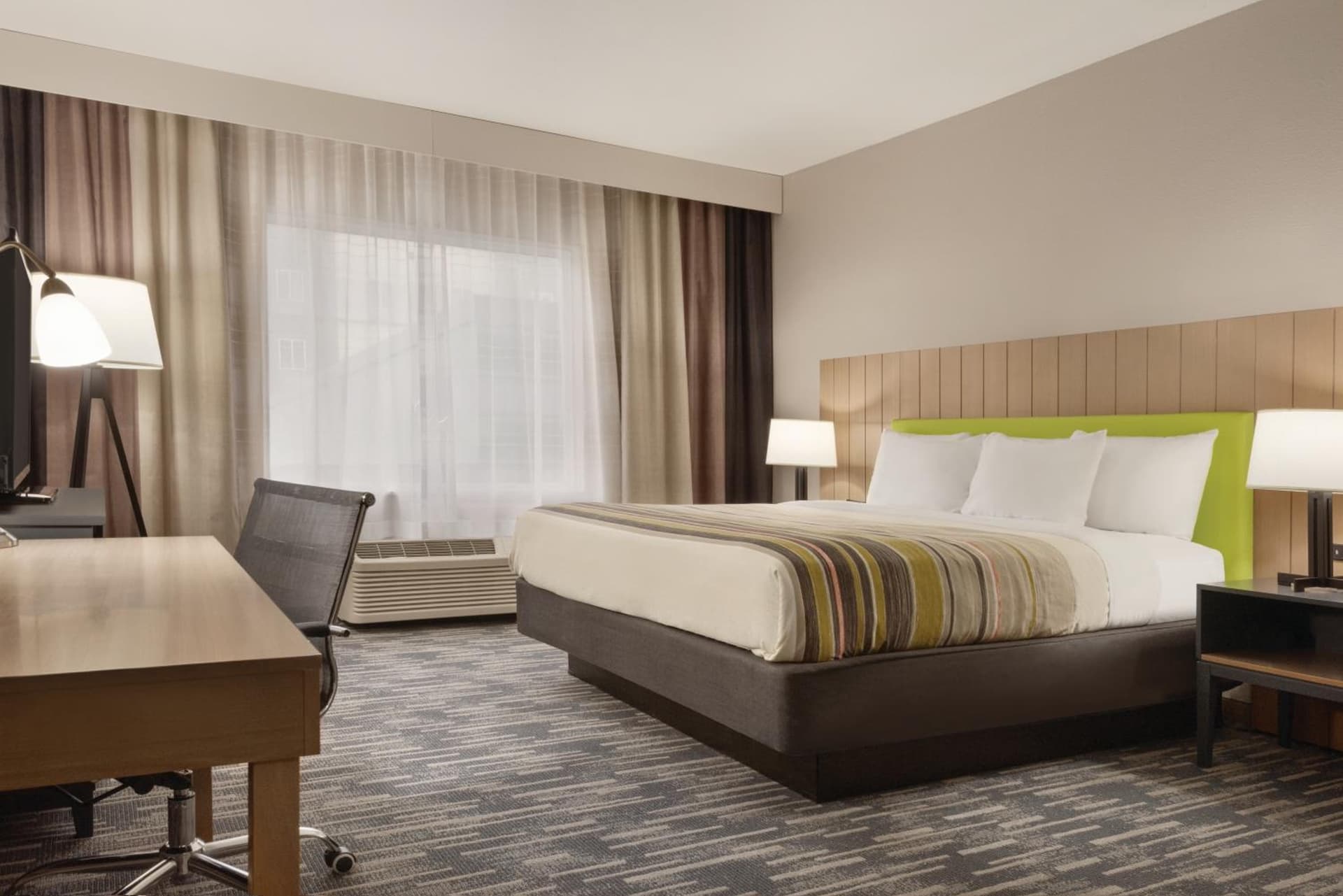 Country Inn & Suites by Radisson, Oklahoma City - Bricktown, OK gallery photo in Oklahoma City, OK — image 19