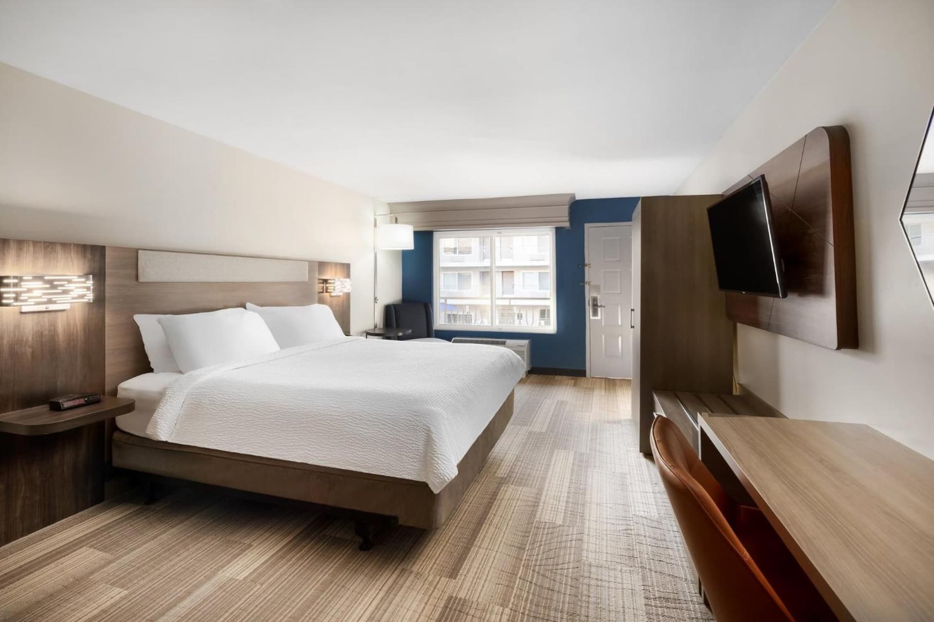 Holiday Inn Express Simi Valley by IHG gallery photo in Simi Valley, CA — image 15