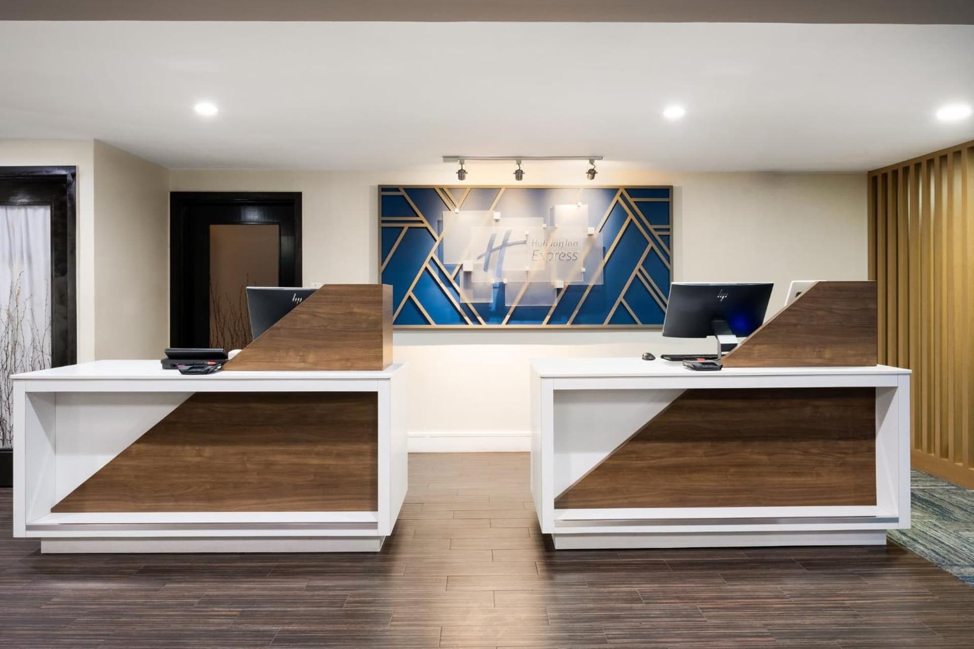 Holiday Inn Express Simi Valley by IHG gallery photo in Simi Valley, CA — image 14