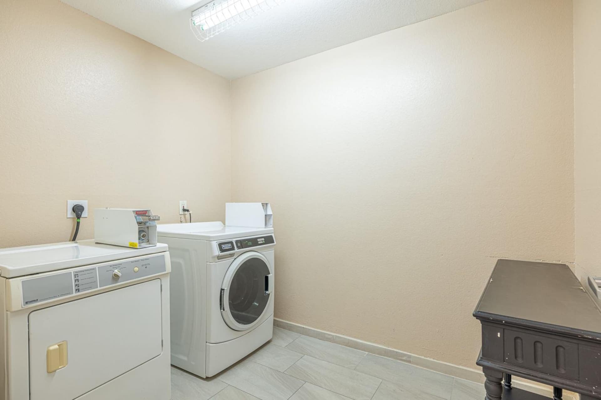 Holiday Inn Express & Suites College Station by IHG property views in College Station, TX — gallery photo 3