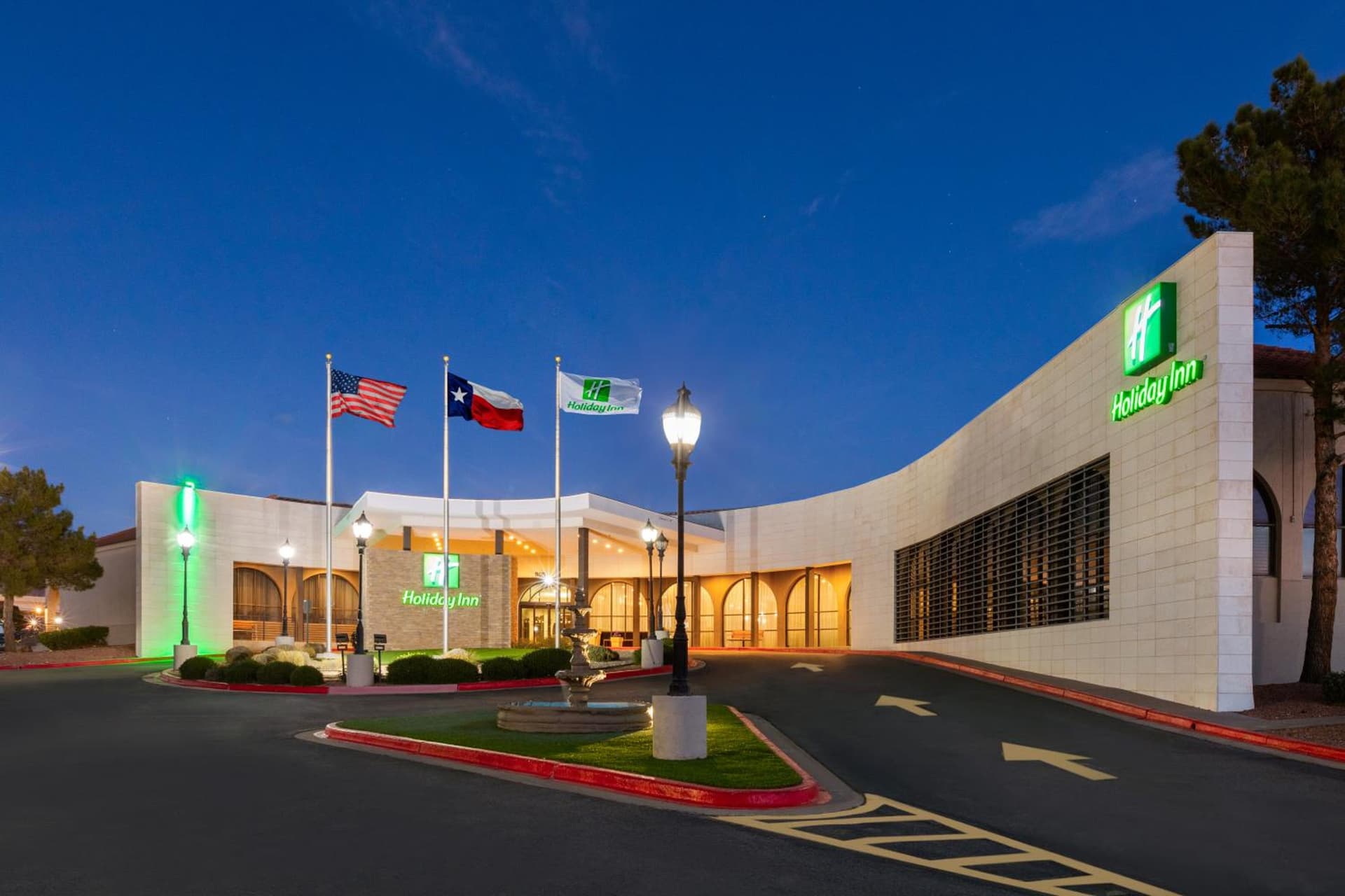 Holiday Inn El Paso West – Sunland Park by IHG property views in El Paso, TX — gallery photo 3