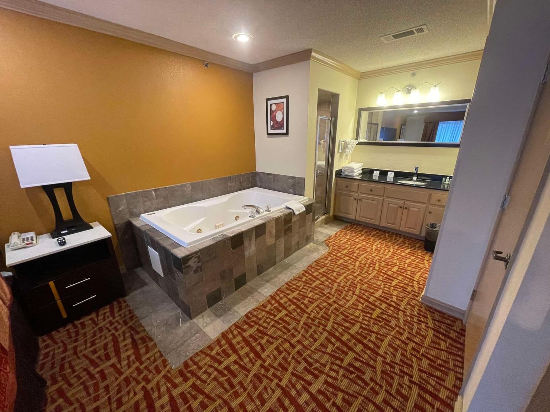 Best Western Aspen Hotel property views in Fort Smith, AR — gallery photo 3