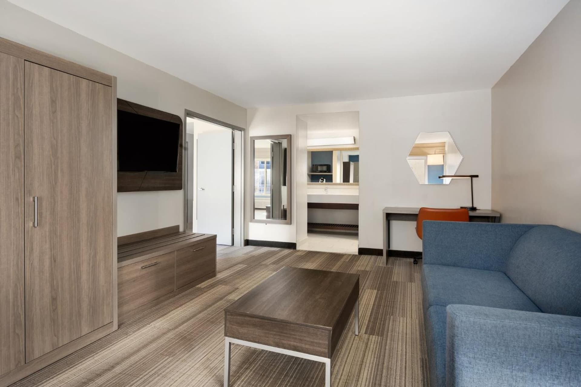 Holiday Inn Express Simi Valley by IHG gallery photo in Simi Valley, CA — image 19