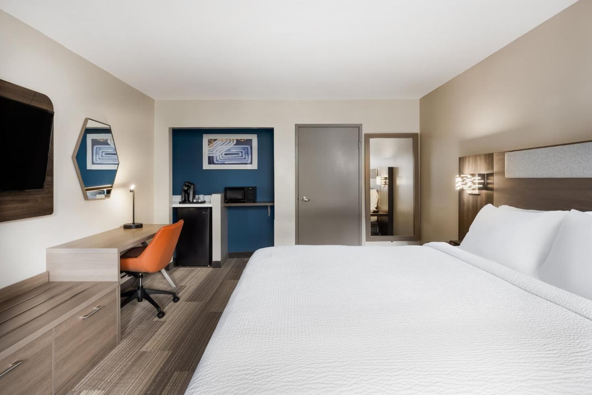 Holiday Inn Express Simi Valley by IHG gallery photo in Simi Valley, CA — image 20