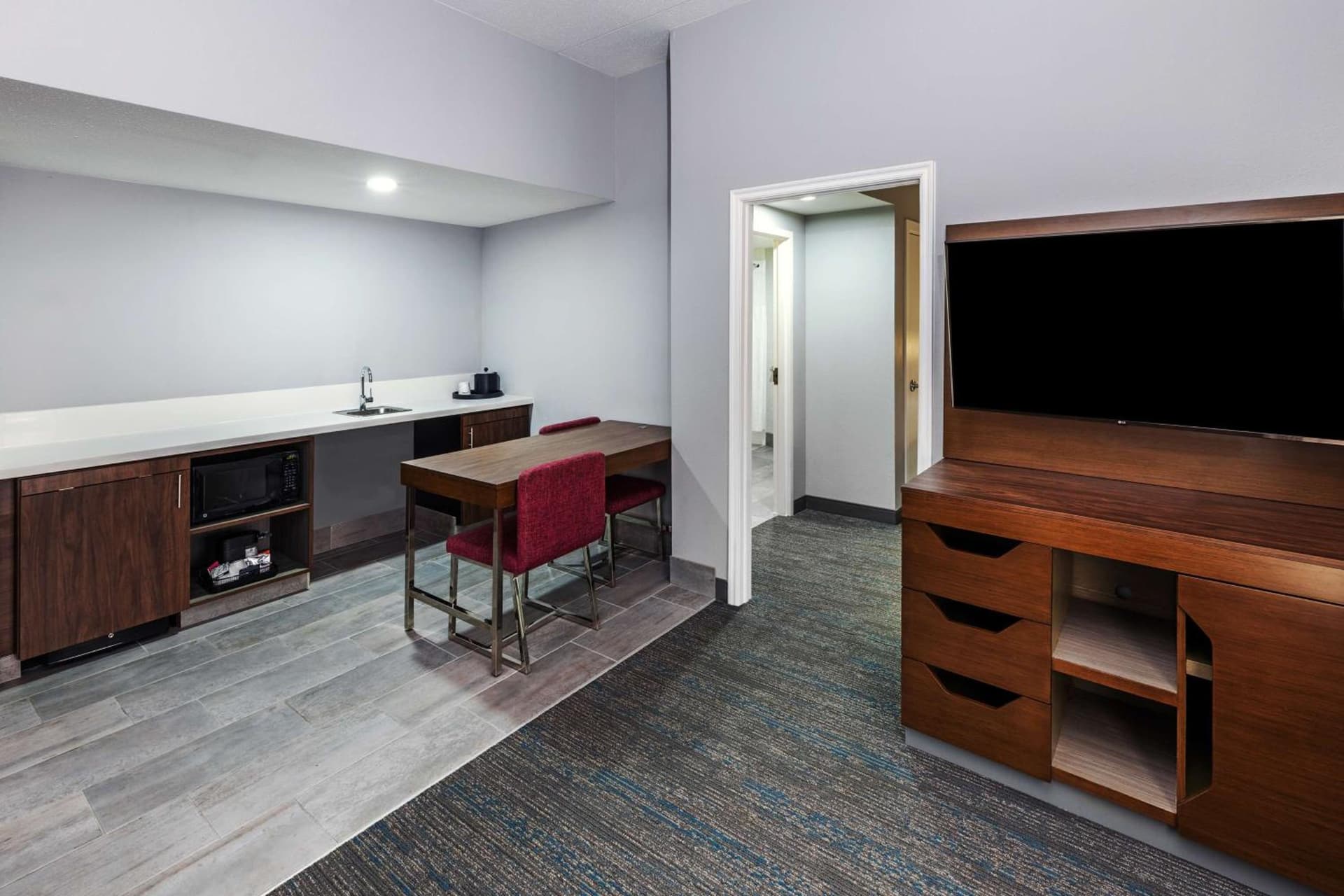 Hampton Inn & Suites Tulsa-Woodland Hills gallery photo in Tulsa, OK — image 21