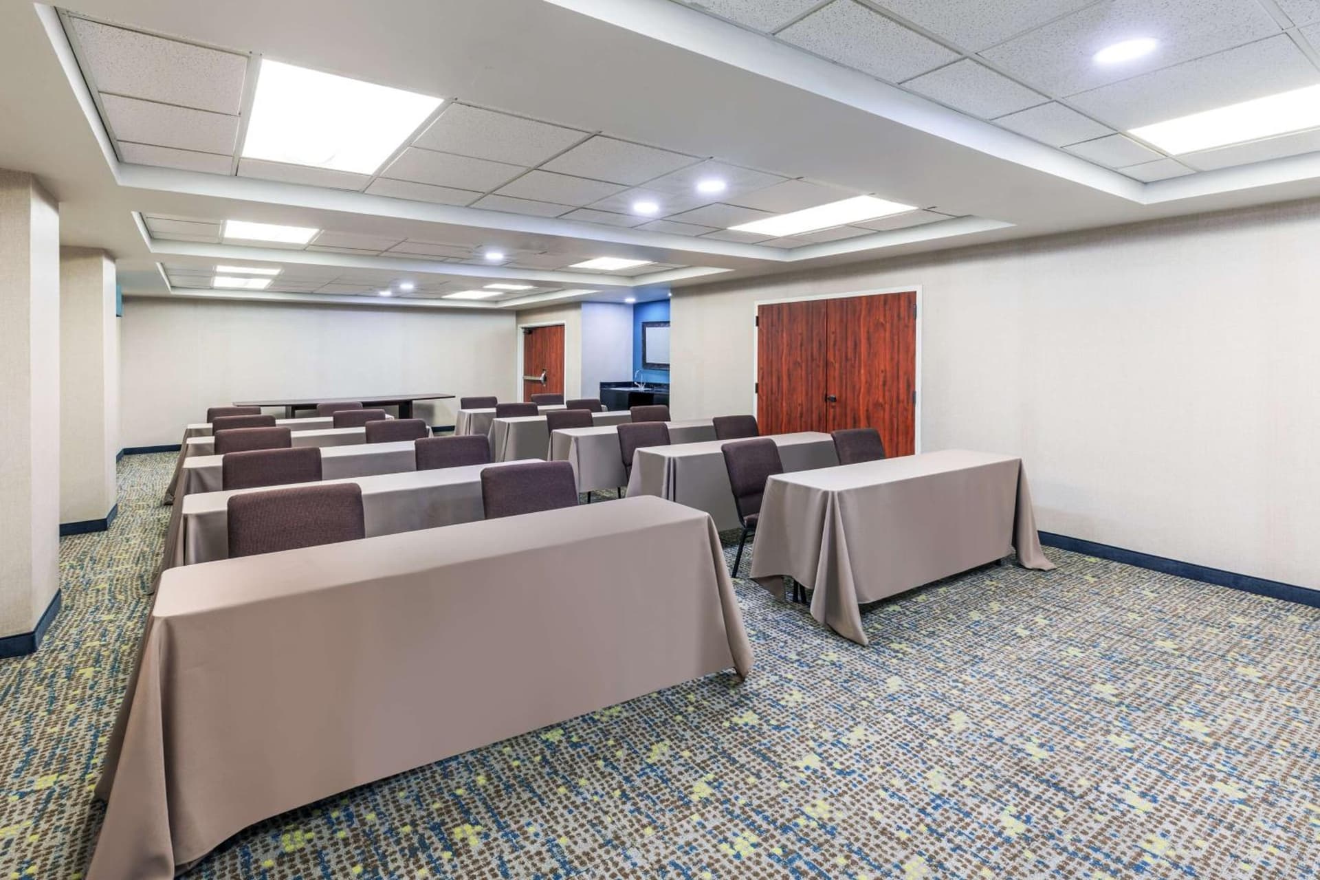 Hampton Inn & Suites Tulsa-Woodland Hills gallery photo in Tulsa, OK — image 5