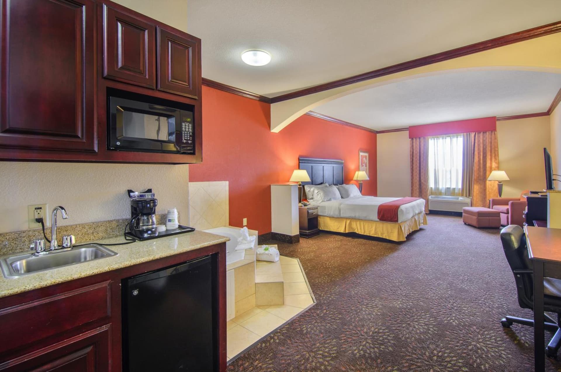 Country Inn & Suites by Radisson, Terrell interior in Terrell, TX — gallery photo 2