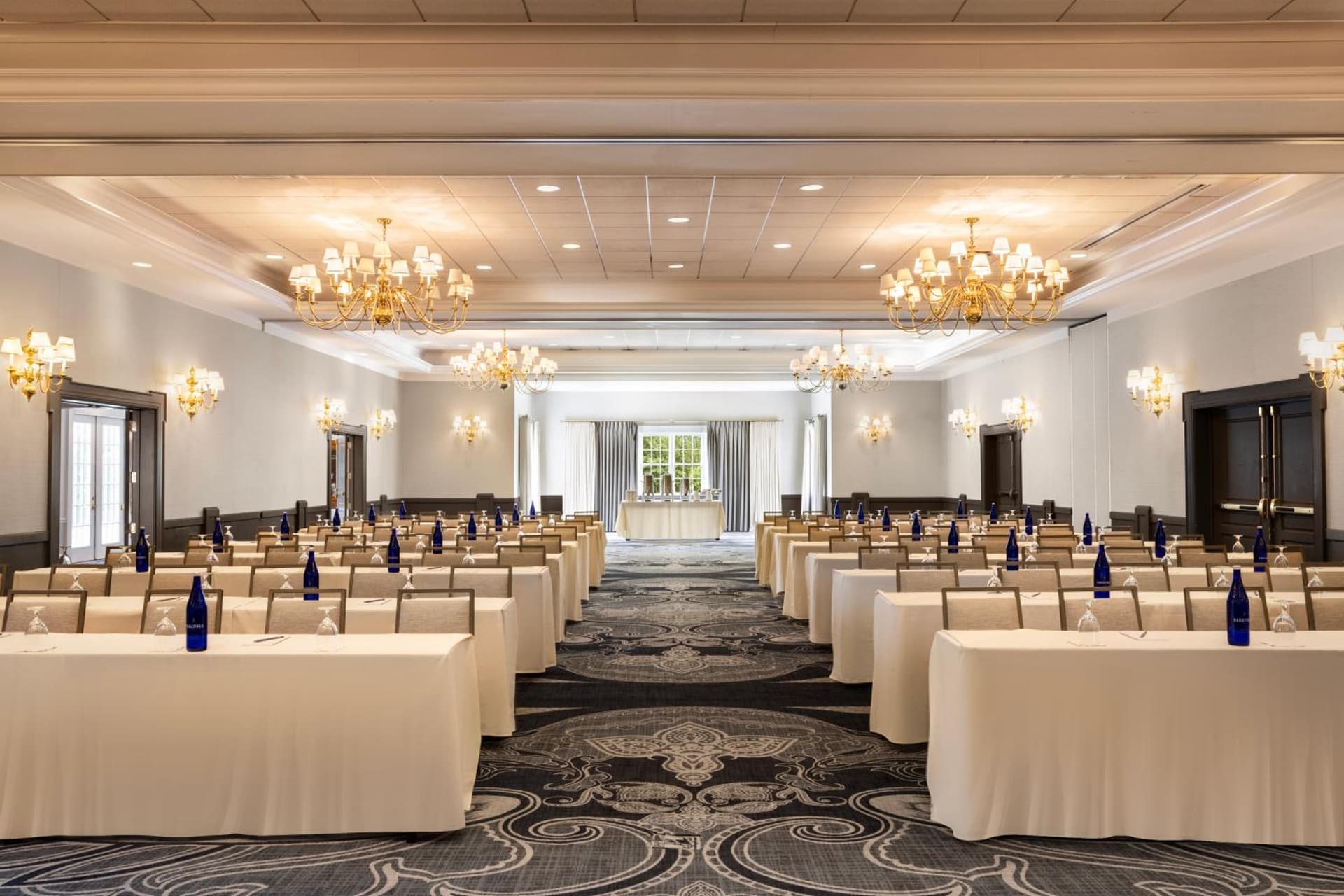 The Equinox Golf Resort & Spa gallery photo in Manchester — image 45