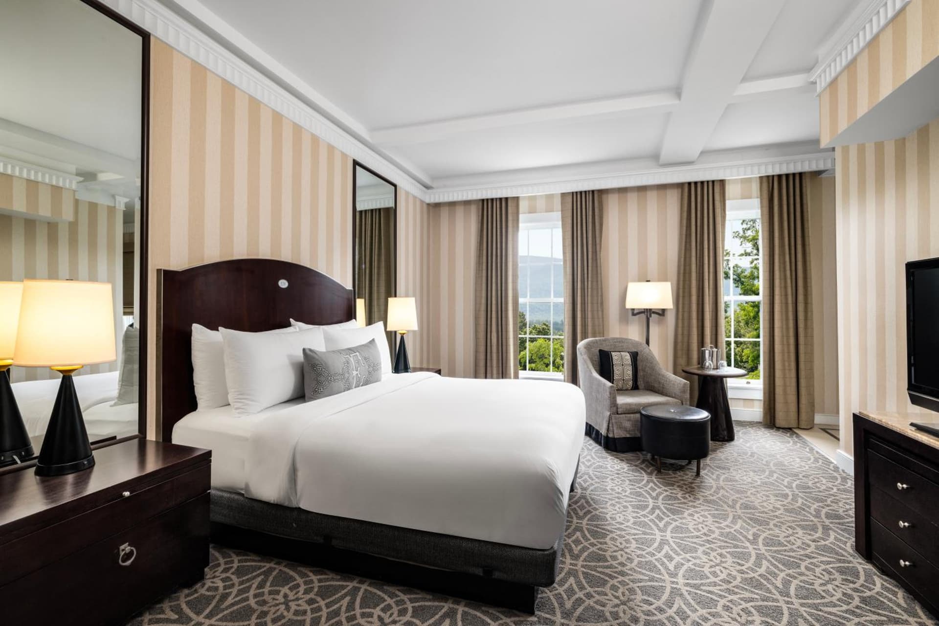 The Equinox Golf Resort & Spa gallery photo in Manchester — image 9