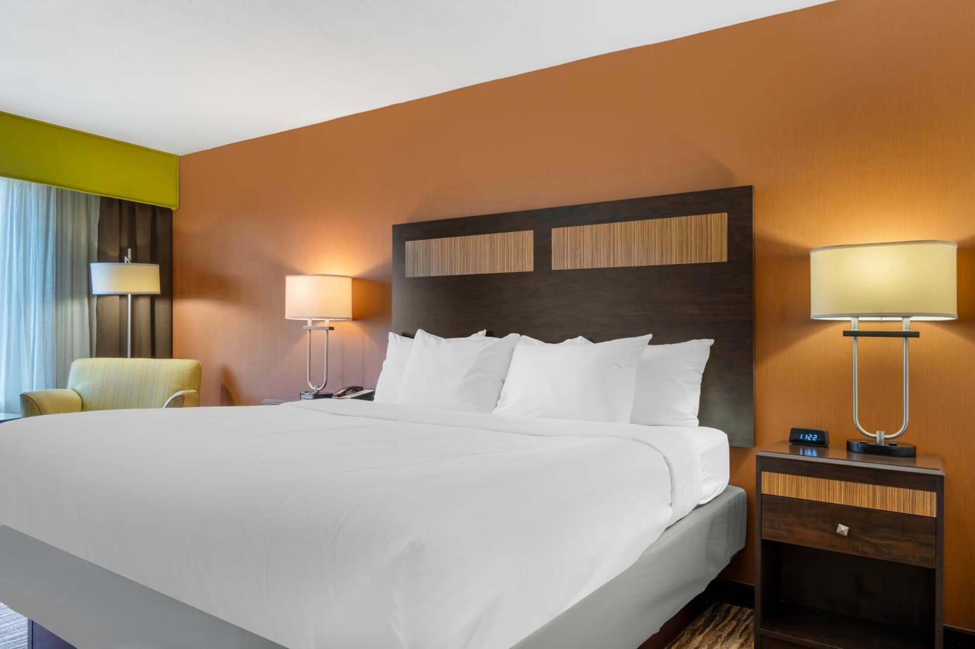 Comfort Inn & Suites Danbury-Bethel gallery photo in Danbury, CT — image 46