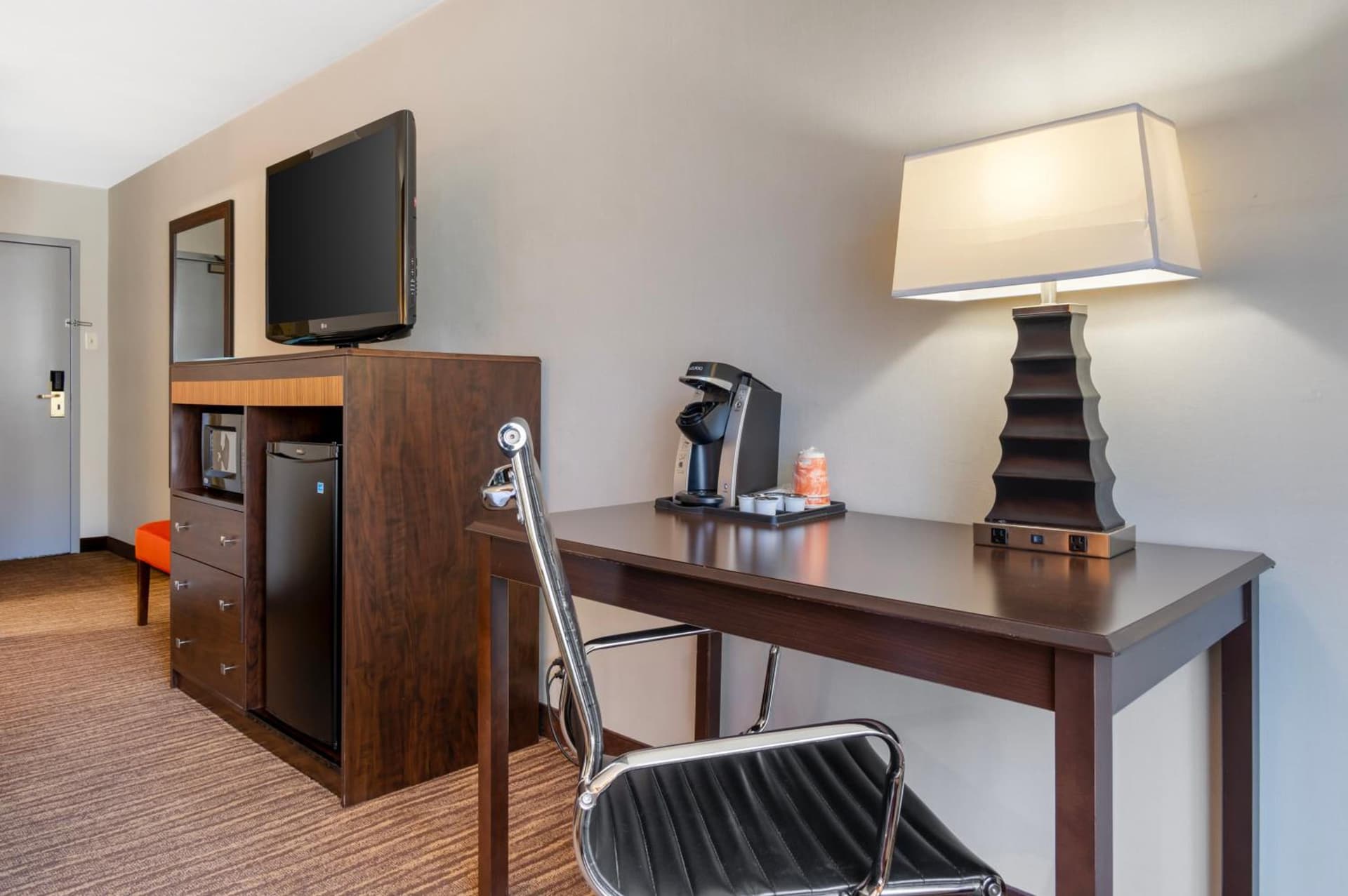 Comfort Inn & Suites Danbury-Bethel gallery photo in Danbury, CT — image 48