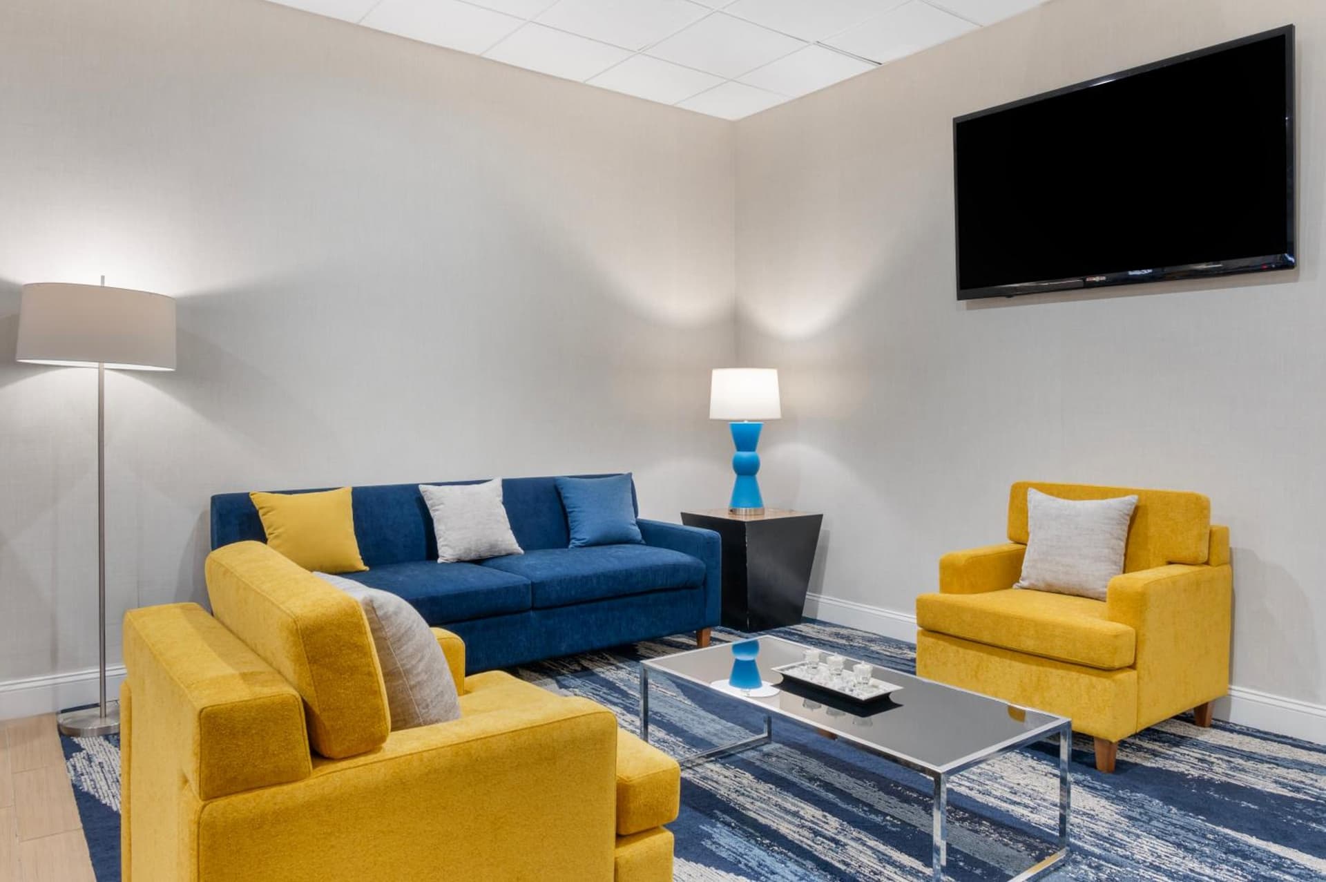 Comfort Inn & Suites Danbury-Bethel gallery photo in Danbury, CT — image 8