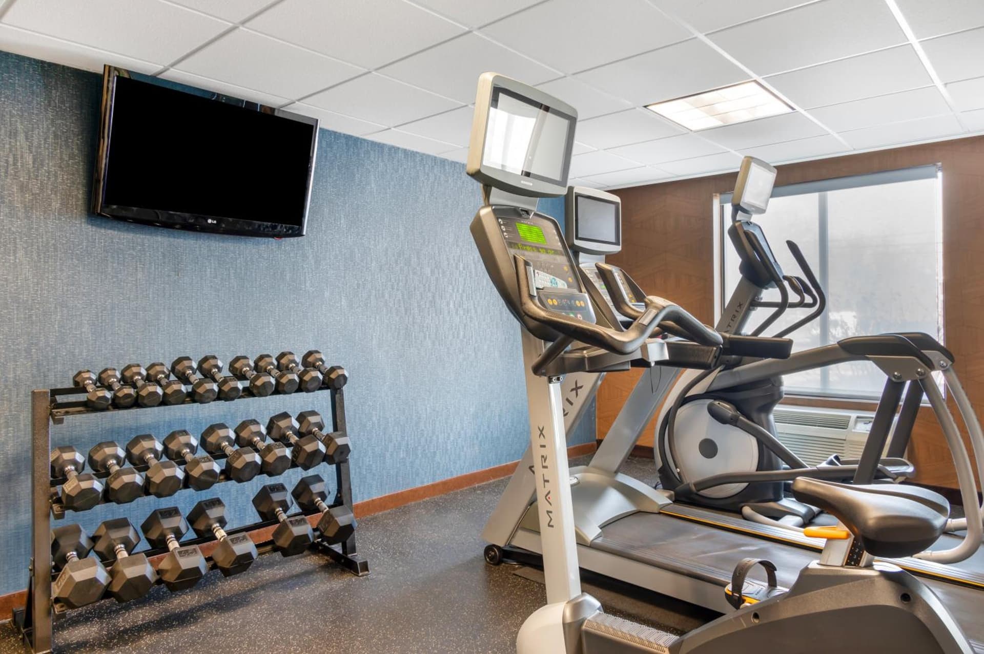 Comfort Inn & Suites Danbury-Bethel gallery photo in Danbury, CT — image 26