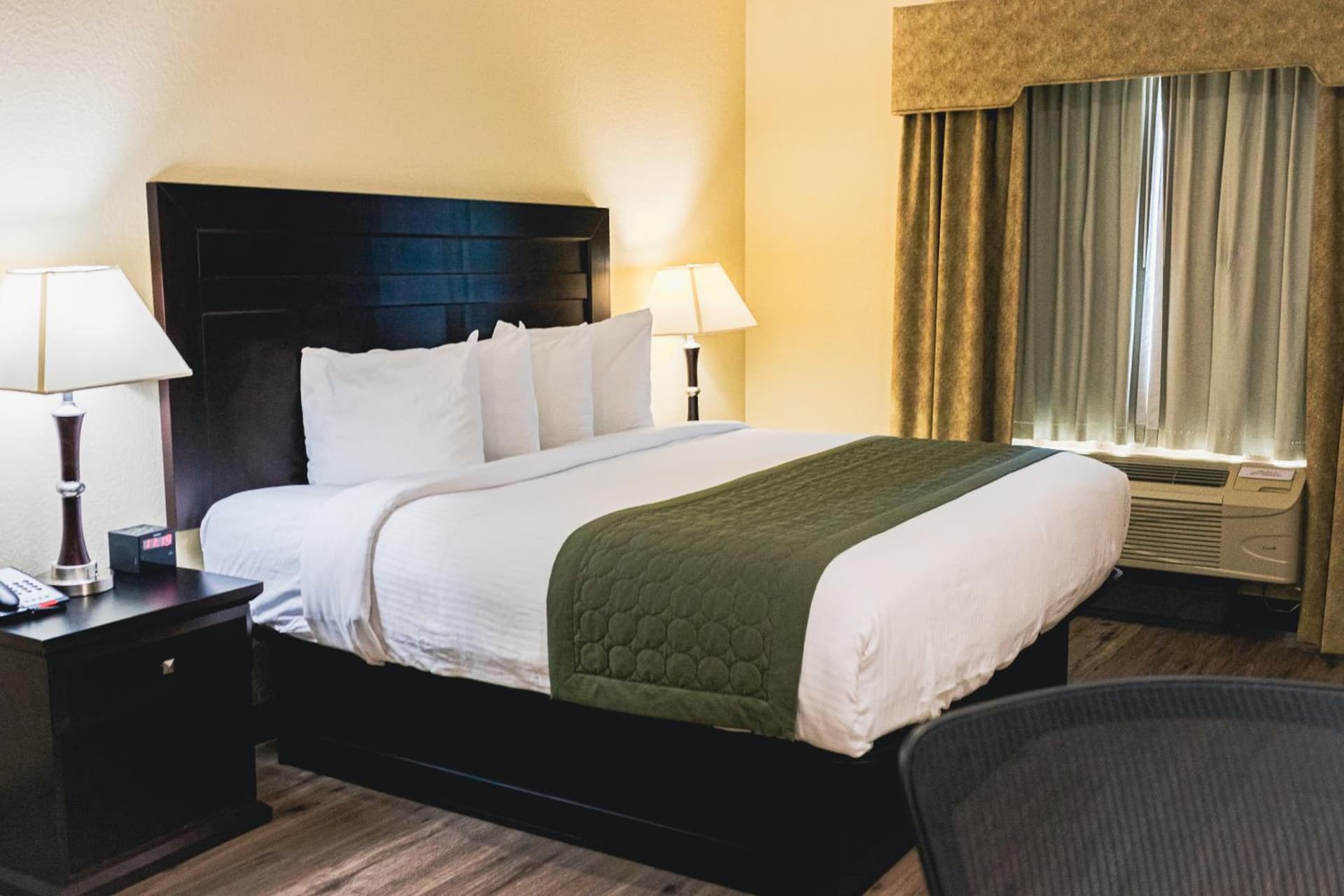 Grander Inn & Suites by IHG gallery photo in Tyler, TX — image 4
