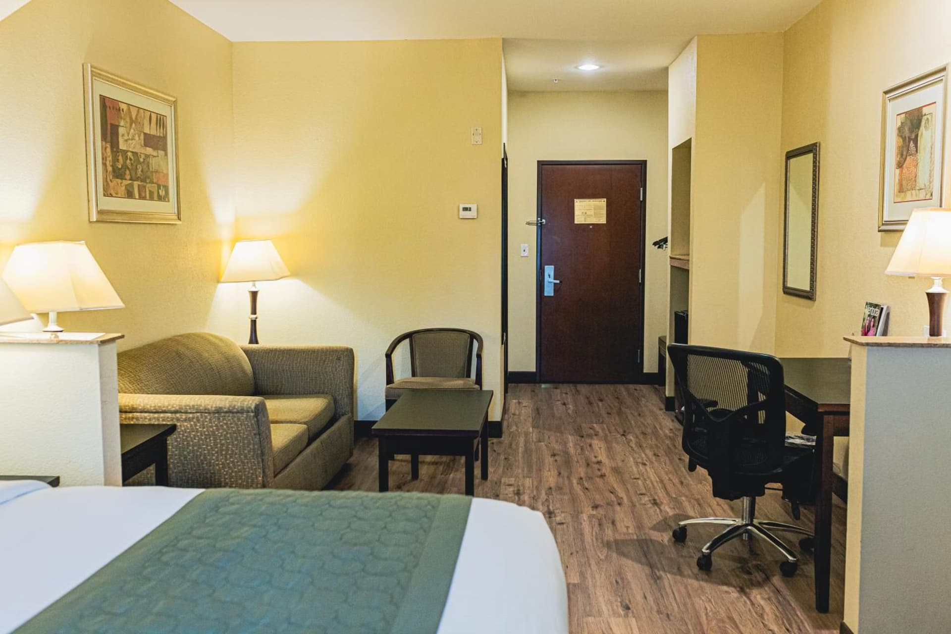 Grander Inn & Suites by IHG gallery photo in Tyler, TX — image 28
