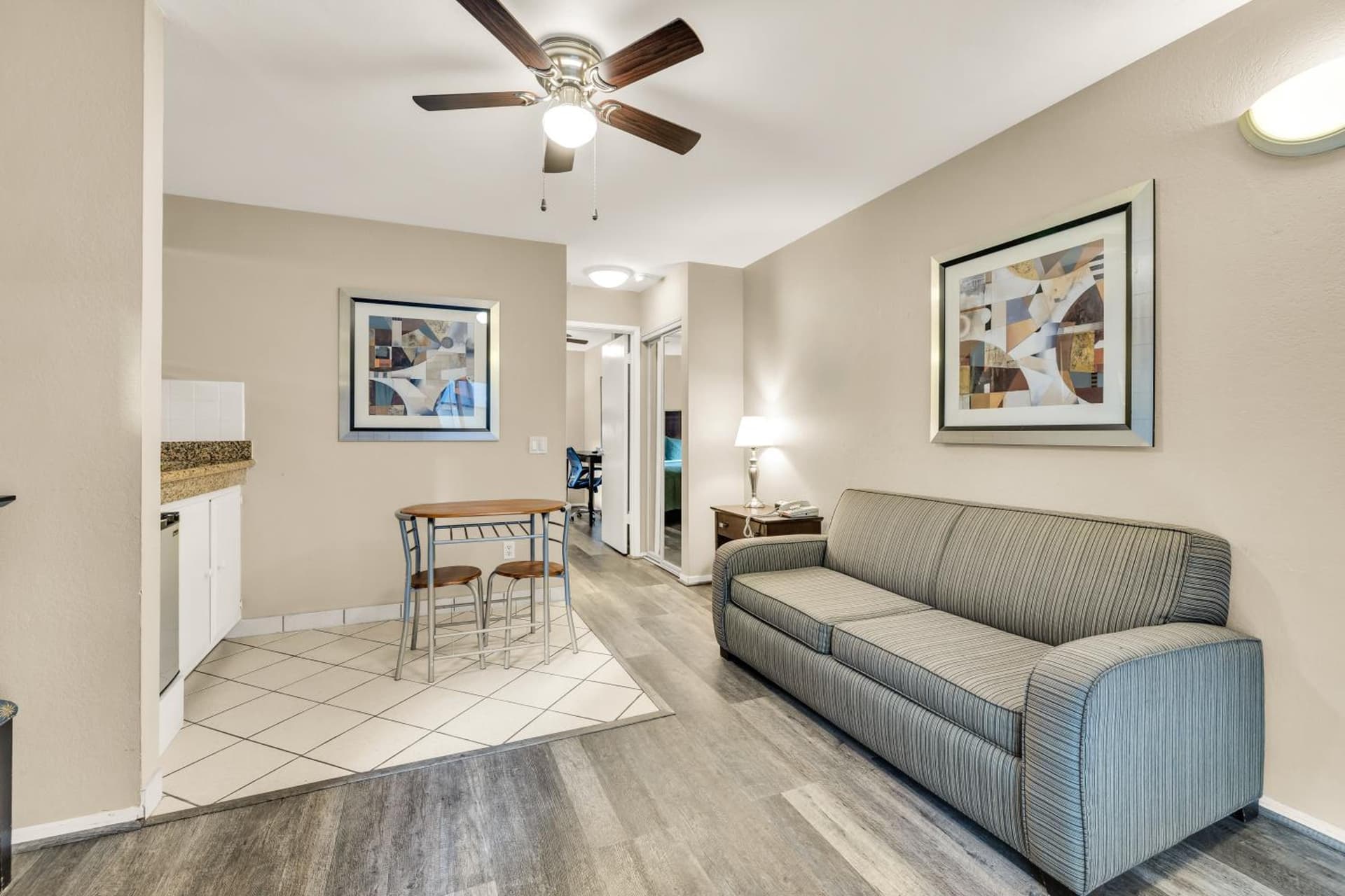 Scottish Fairway Inn property views in Monterey, CA — gallery photo 3