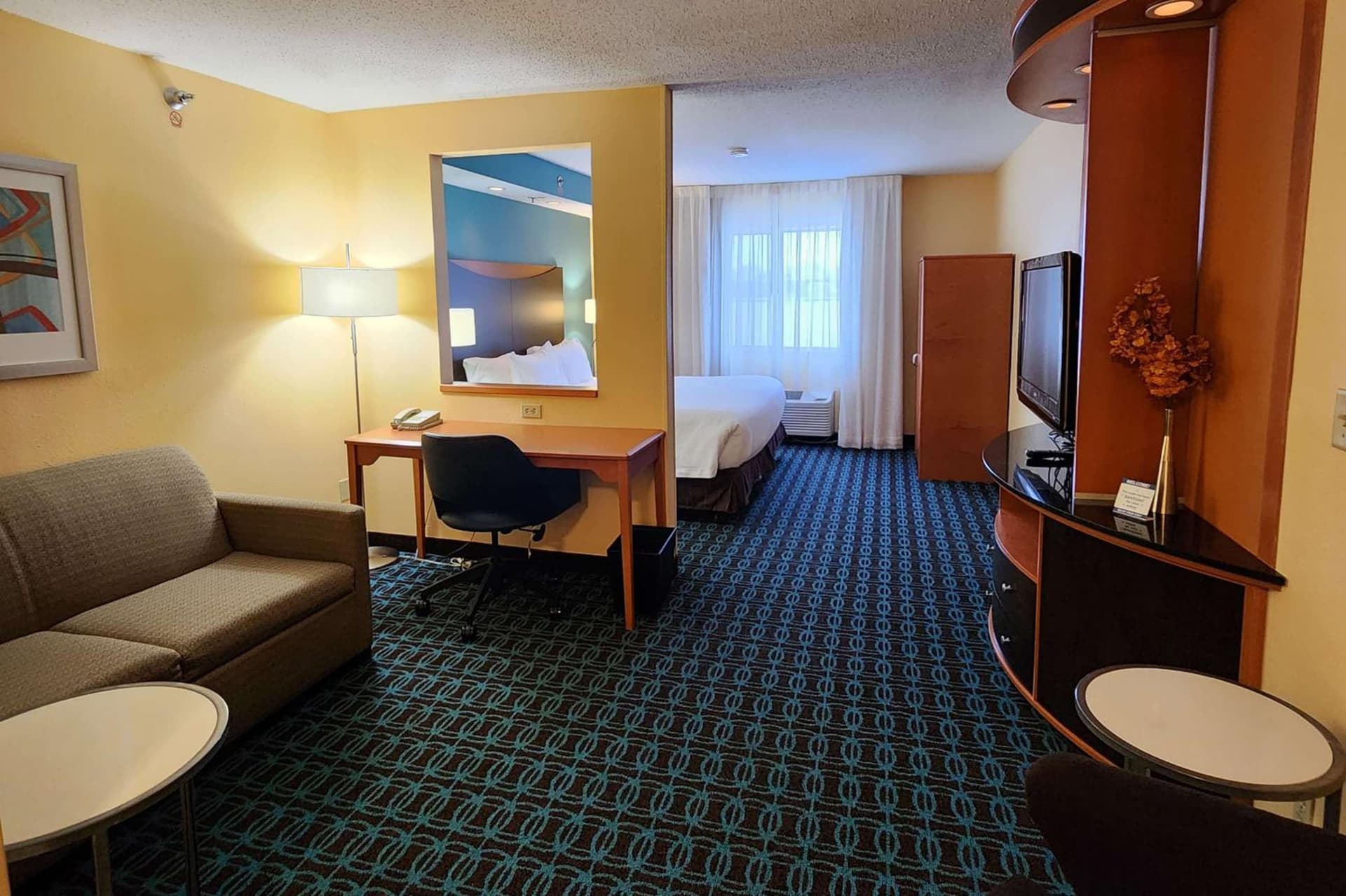 AmericInn by Wyndham St. Cloud MN Shopping Area gallery photo in St Cloud, MN — image 49