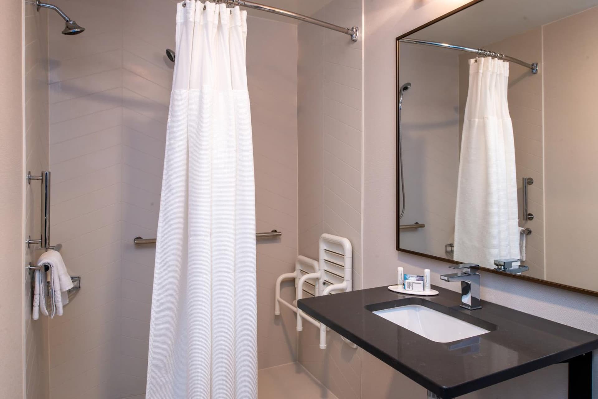 Fairfield Inn & Suites Greensboro Wendover interior in Greensboro, NC — gallery photo 2