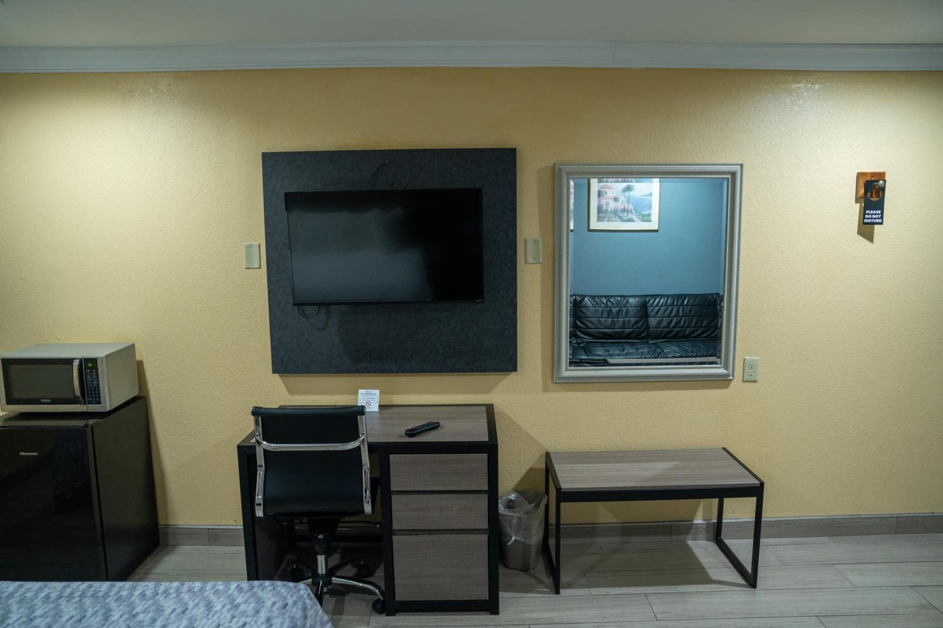 Americas Best Value Inn Fort Myers gallery photo in Fort Myers, FL — image 17