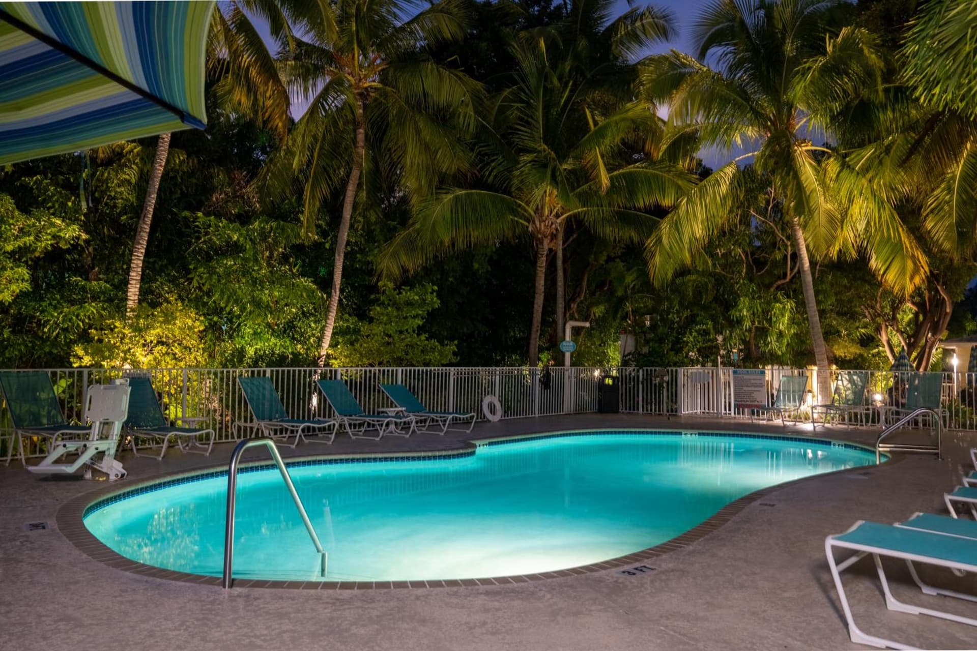 Coconut Bay Resort - Key Largo interior in Key Largo, FL — gallery photo 2