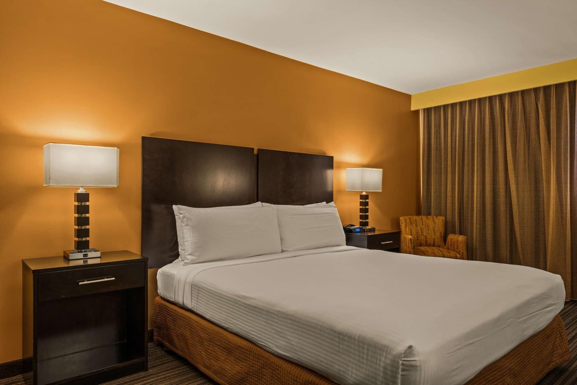 Best Western The Plaza Hotel Honolulu Airport - Free Breakfast gallery photo in Honolulu, HI — image 25