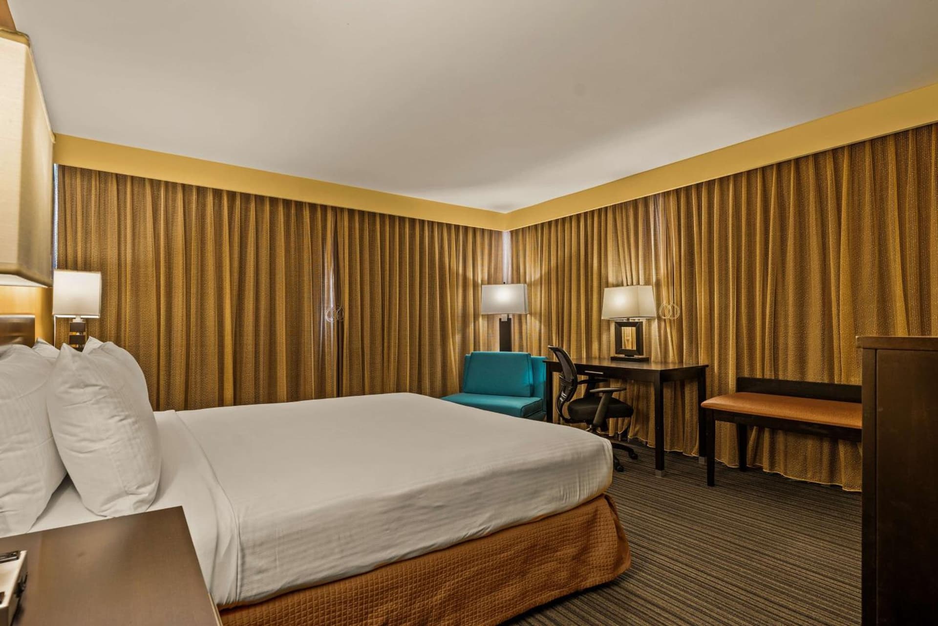 Best Western The Plaza Hotel Honolulu Airport - Free Breakfast gallery photo in Honolulu, HI — image 46