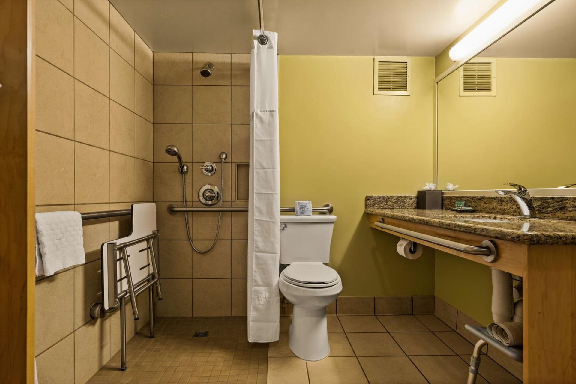 Best Western The Plaza Hotel Honolulu Airport - Free Breakfast gallery photo in Honolulu, HI — image 15