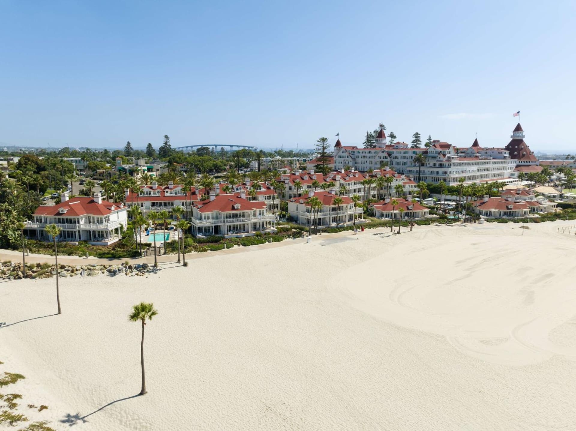 Beach Village at The Del, LXR Hotels & Resorts featured exterior or lobby in San Diego, CA — similar hotel