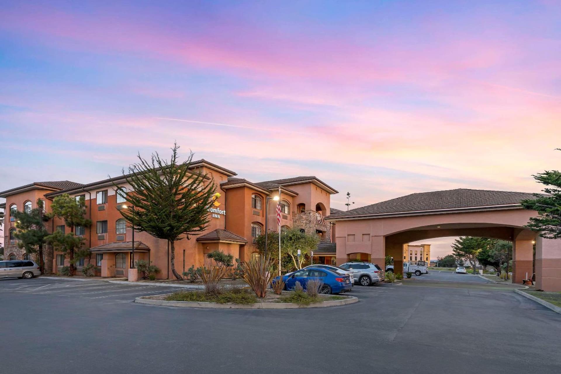 Comfort Inn Marina on the Monterey Bay property views in Marina, CA — gallery photo 3