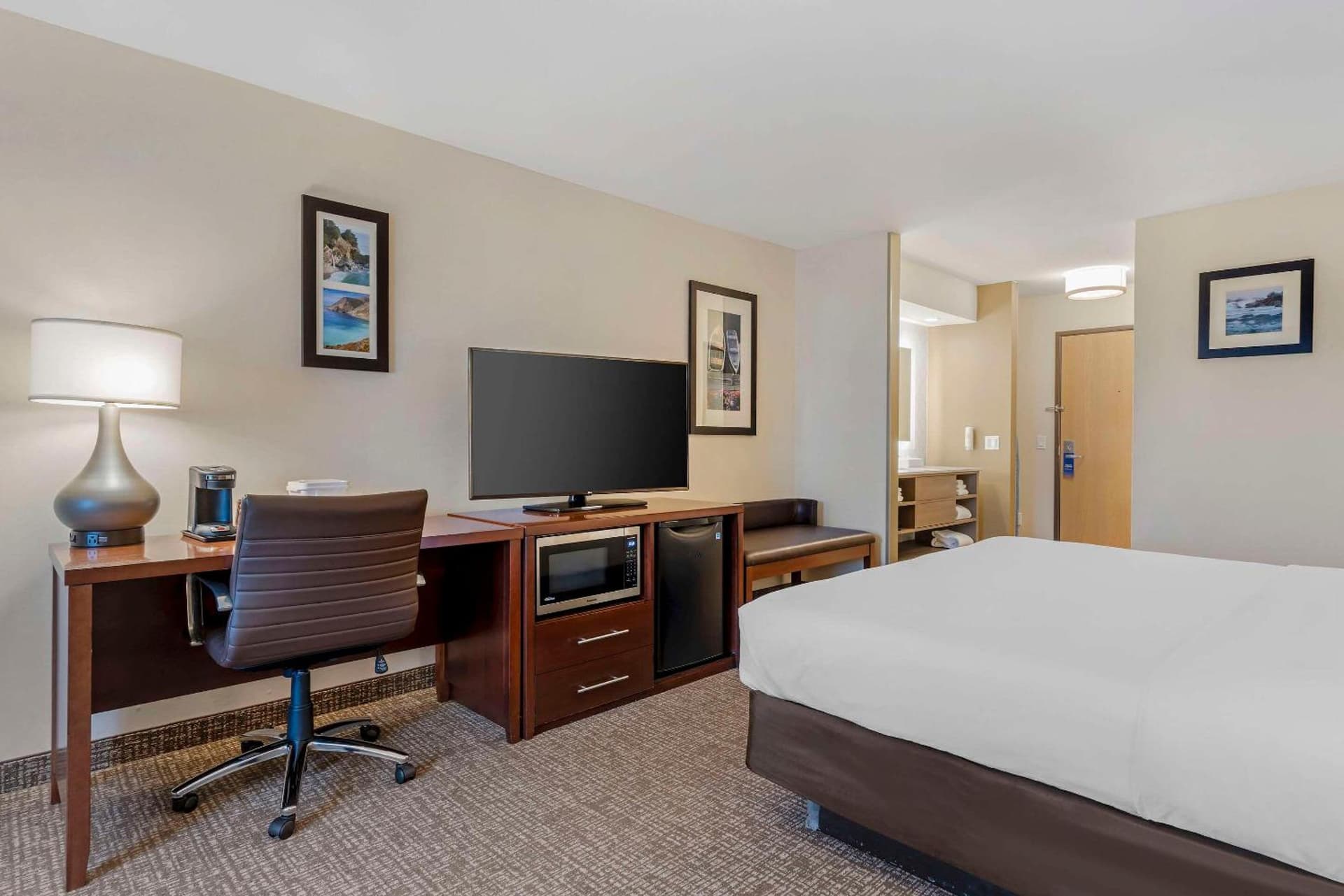 Comfort Inn Marina on the Monterey Bay gallery photo in Marina, CA — image 10