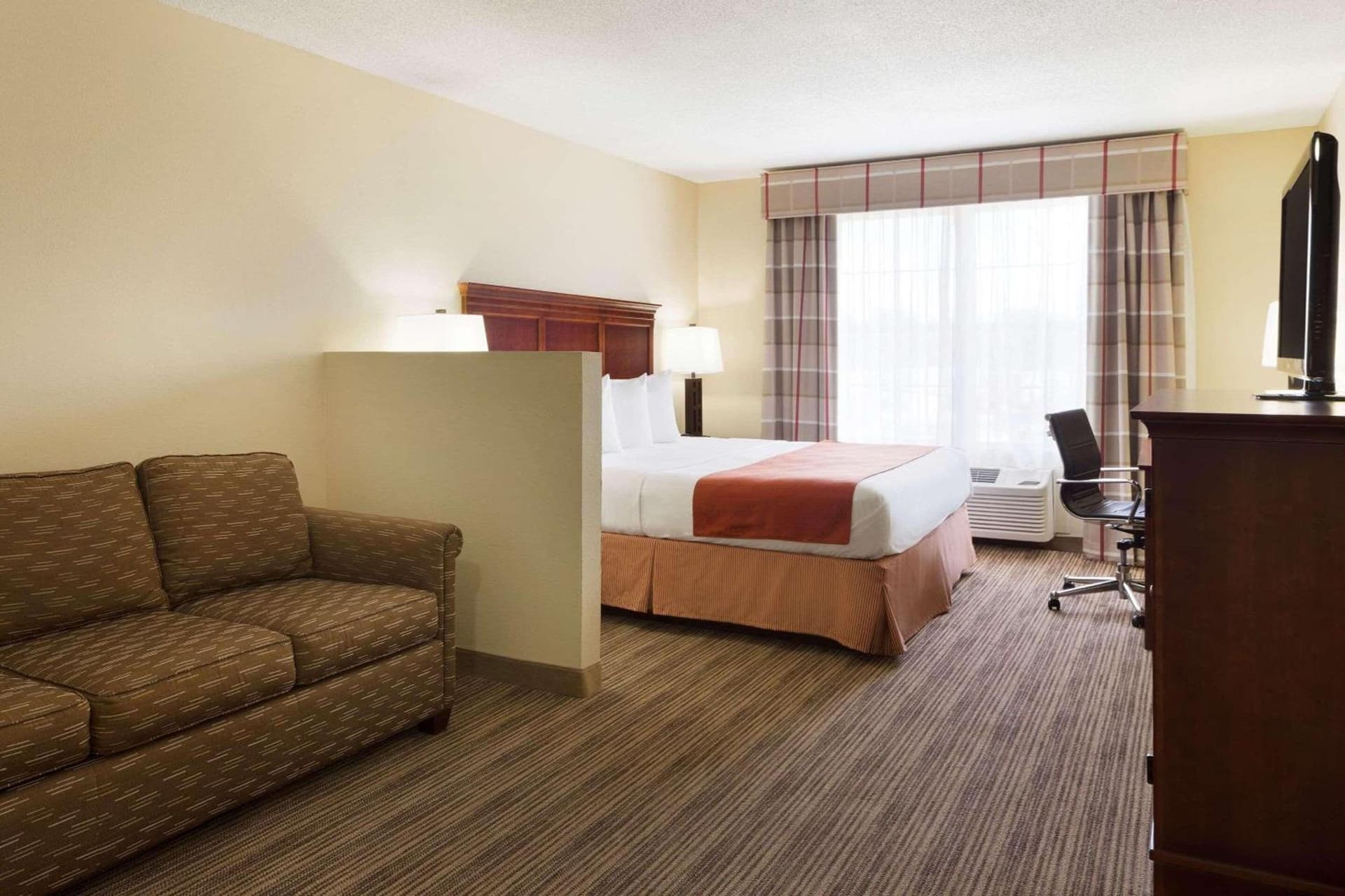 Country Inn & Suites by Radisson, Macedonia, OH gallery photo in Macedonia, OH — image 32
