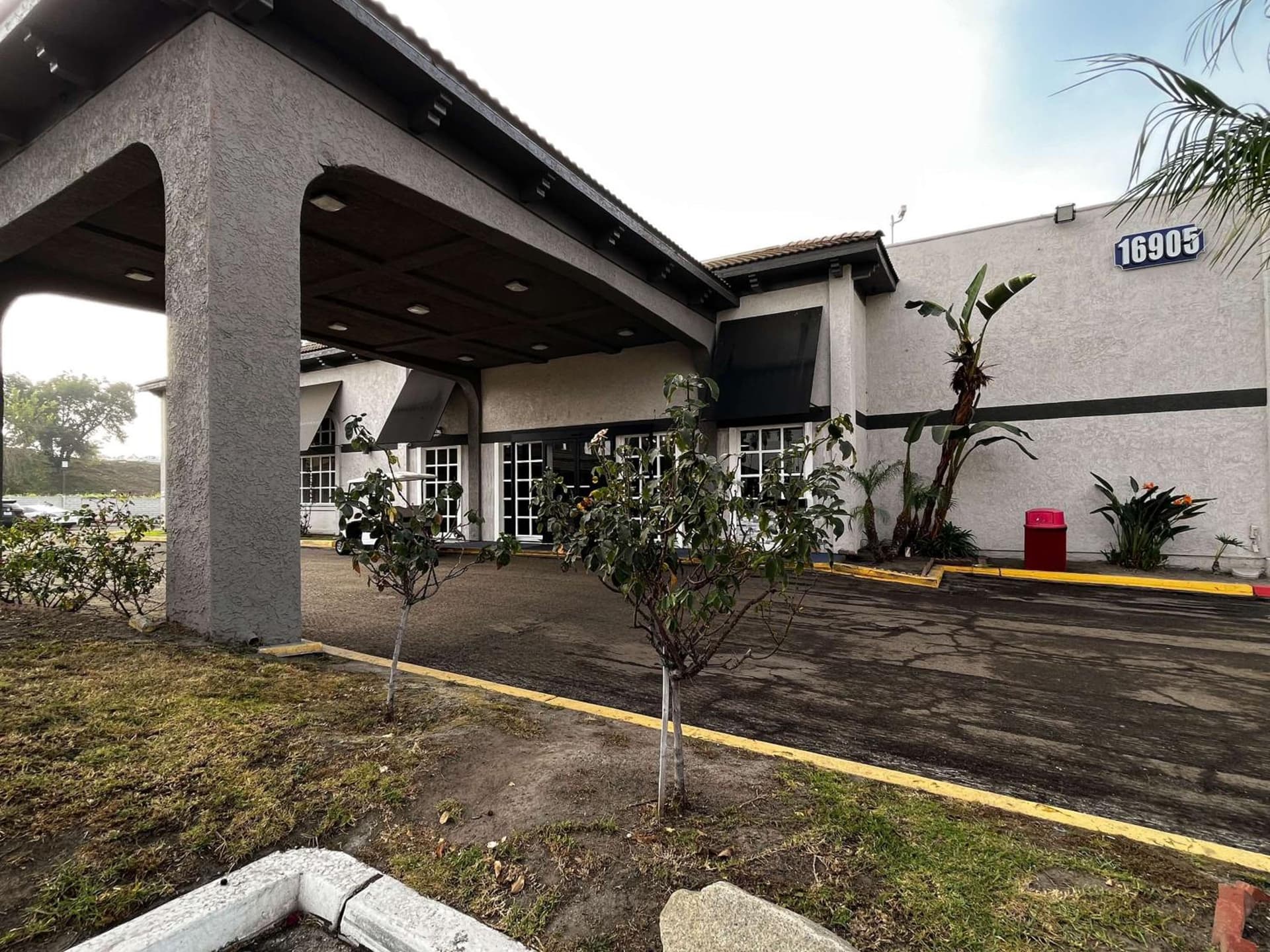 Studio 6 Artesia CA featured exterior or lobby in Artesia, CA — similar hotel