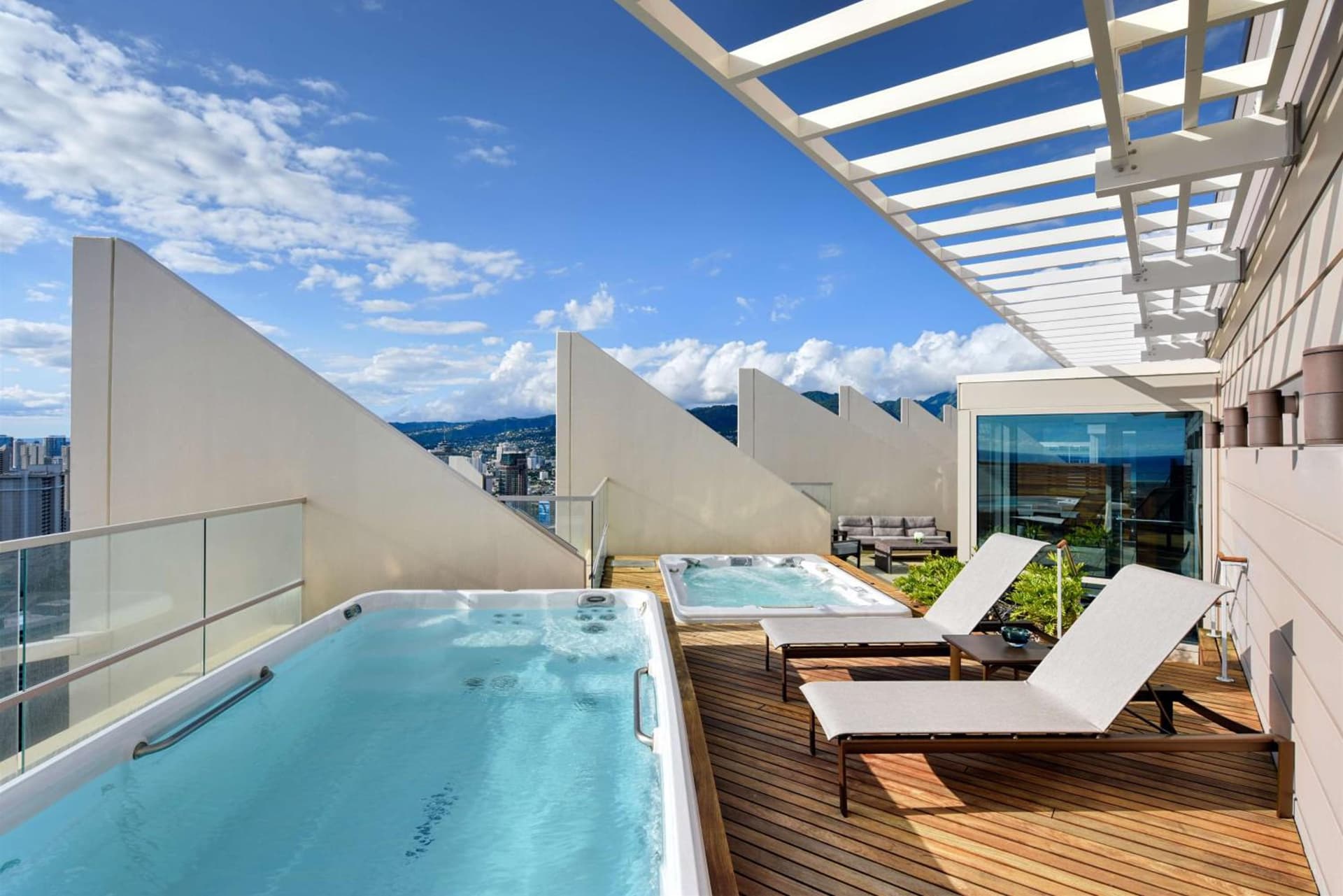 Ka Laʻi Waikiki Beach, LXR Hotels & Resorts gallery photo in Honolulu, HI — image 16