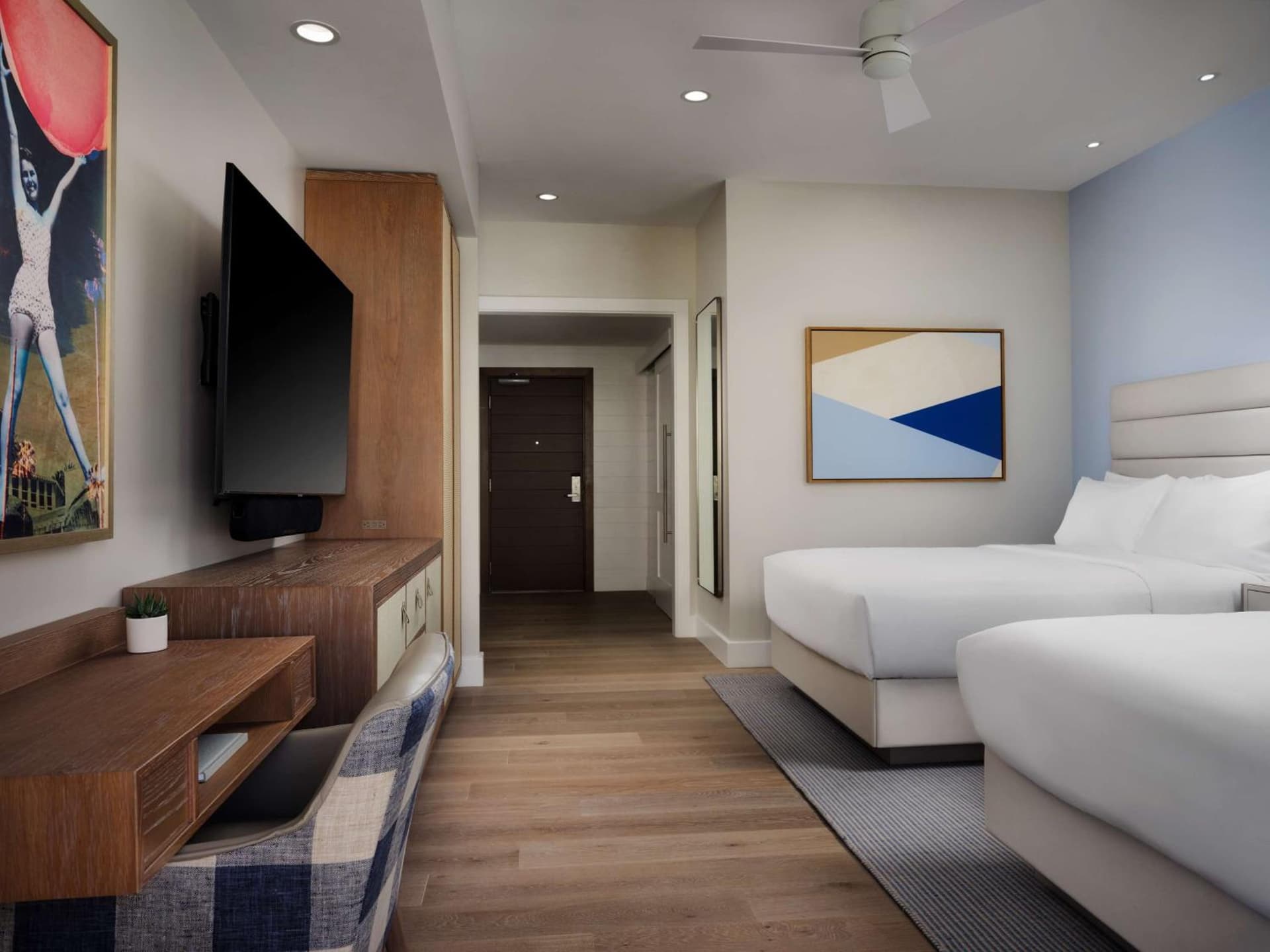 Shore House at The Del, LXR Hotels & Resorts interior in San Diego, CA — gallery photo 2