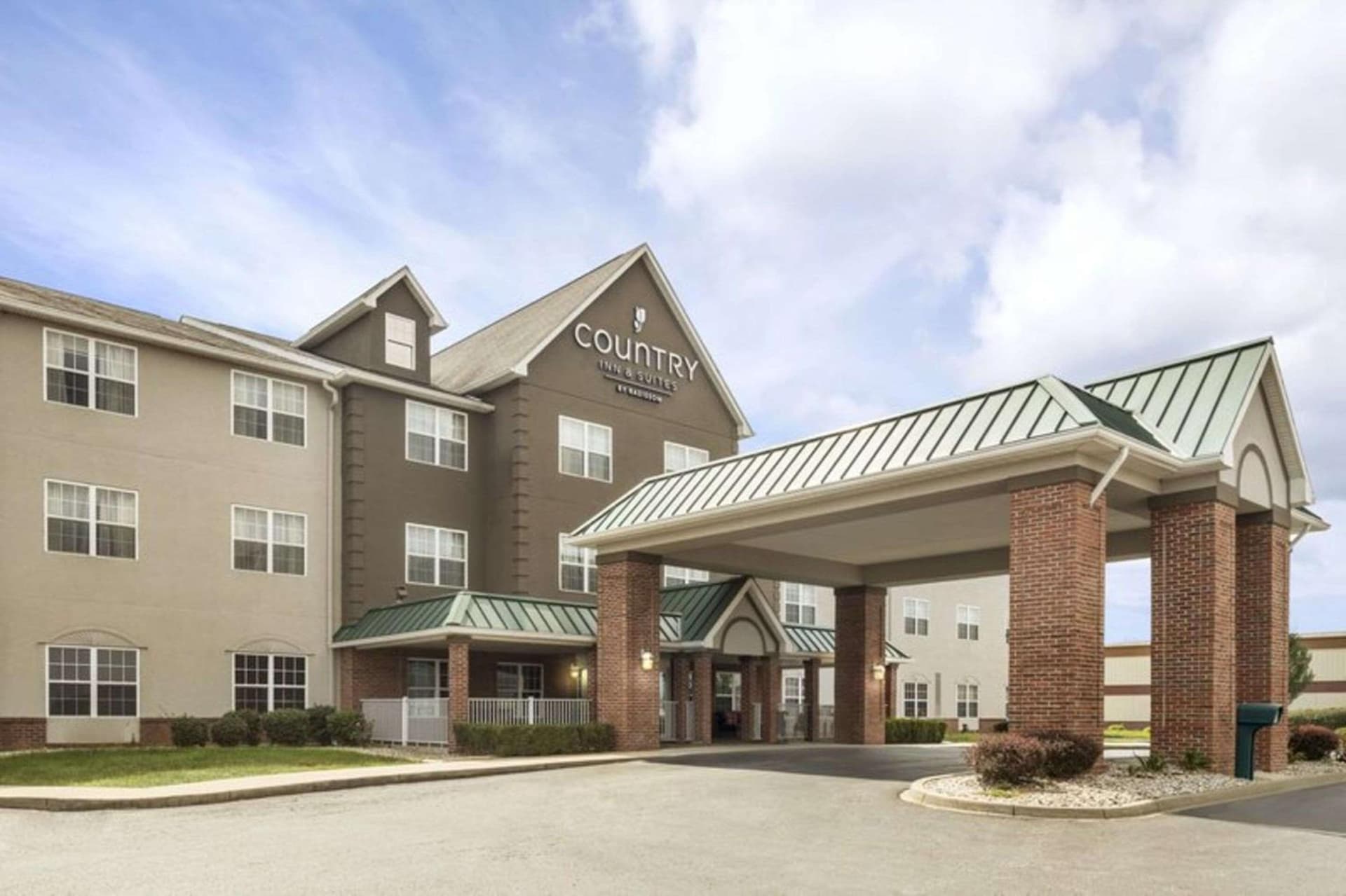 Country Inn & Suites by Radisson, Louisville South, KY — hotel in Shepherdsville, Kentucky