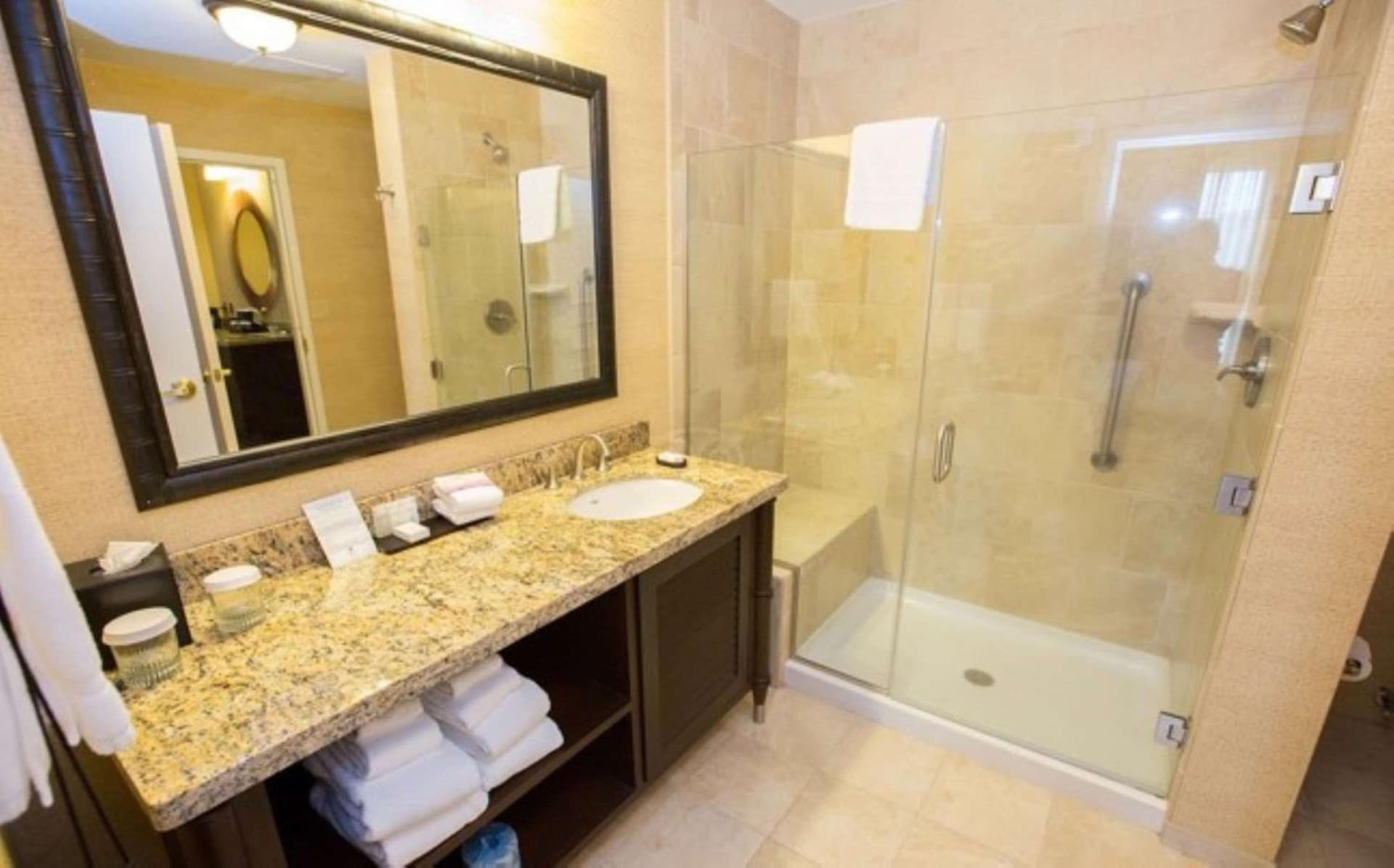 Embassy Suites Savannah Historic District gallery photo in Savannah, GA — image 28