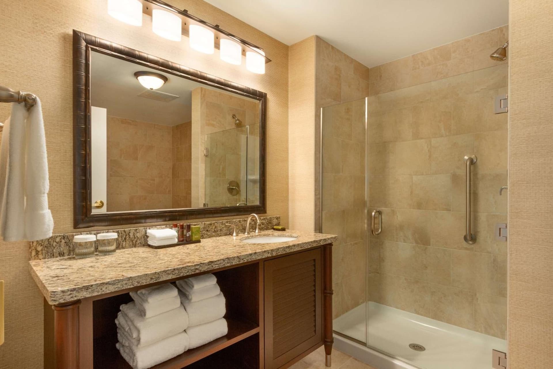Embassy Suites Savannah Historic District gallery photo in Savannah, GA — image 11