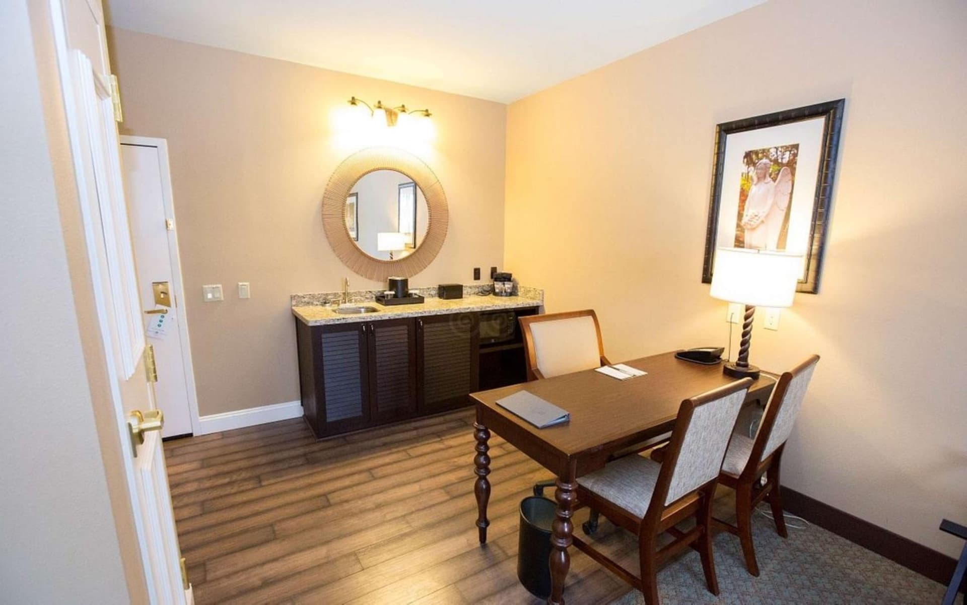 Embassy Suites Savannah Historic District gallery photo in Savannah, GA — image 37