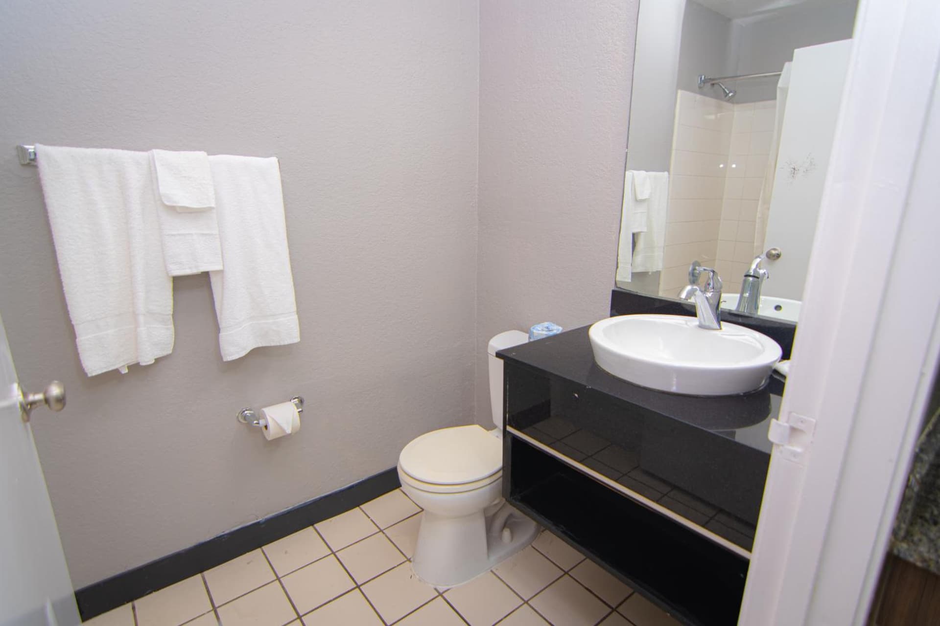 Studio 6 Extended Stay - West Palm Beach, FL gallery photo in West Palm Beach, FL — image 30
